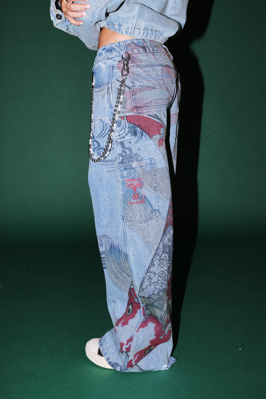 Darc Koi Wide Leg Carpenter Denim in Light Wash — imagem 6