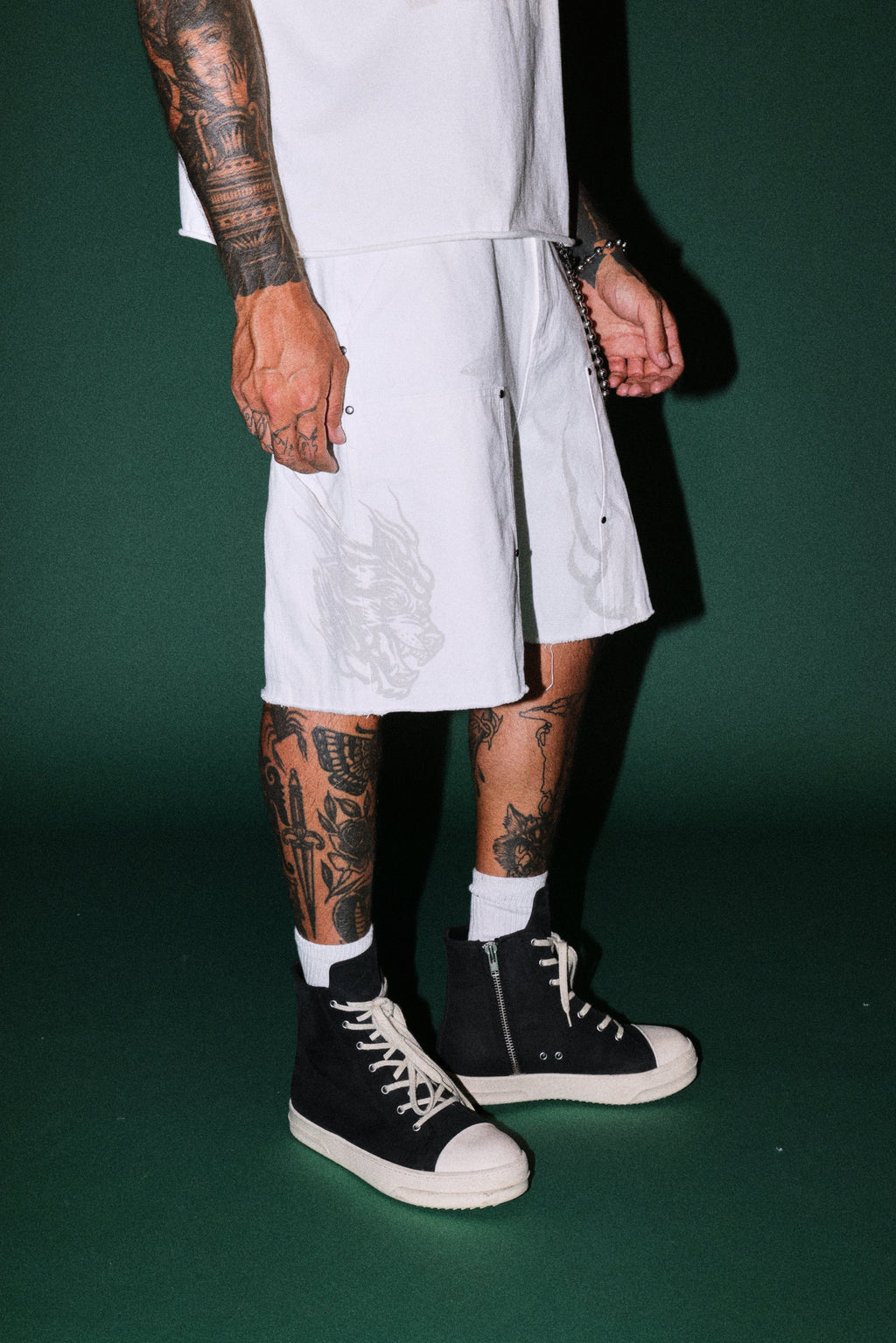 The Eagle & The Oni Hoffa Shorts in Cream — imagem 5