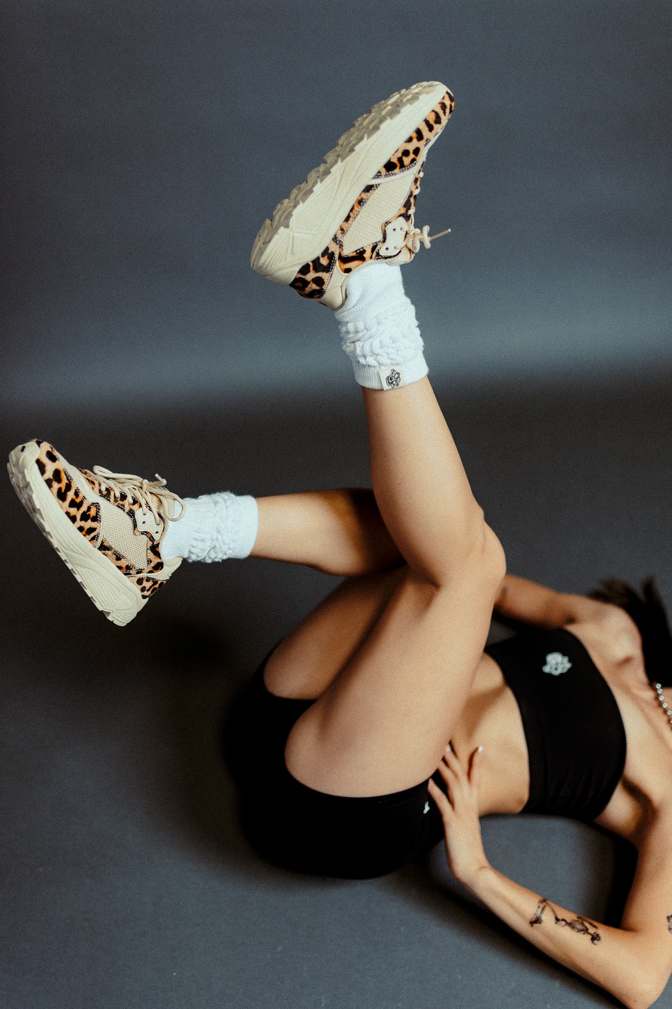 Run-1 Shoes in Clay Leopard/Cream — imagem 2