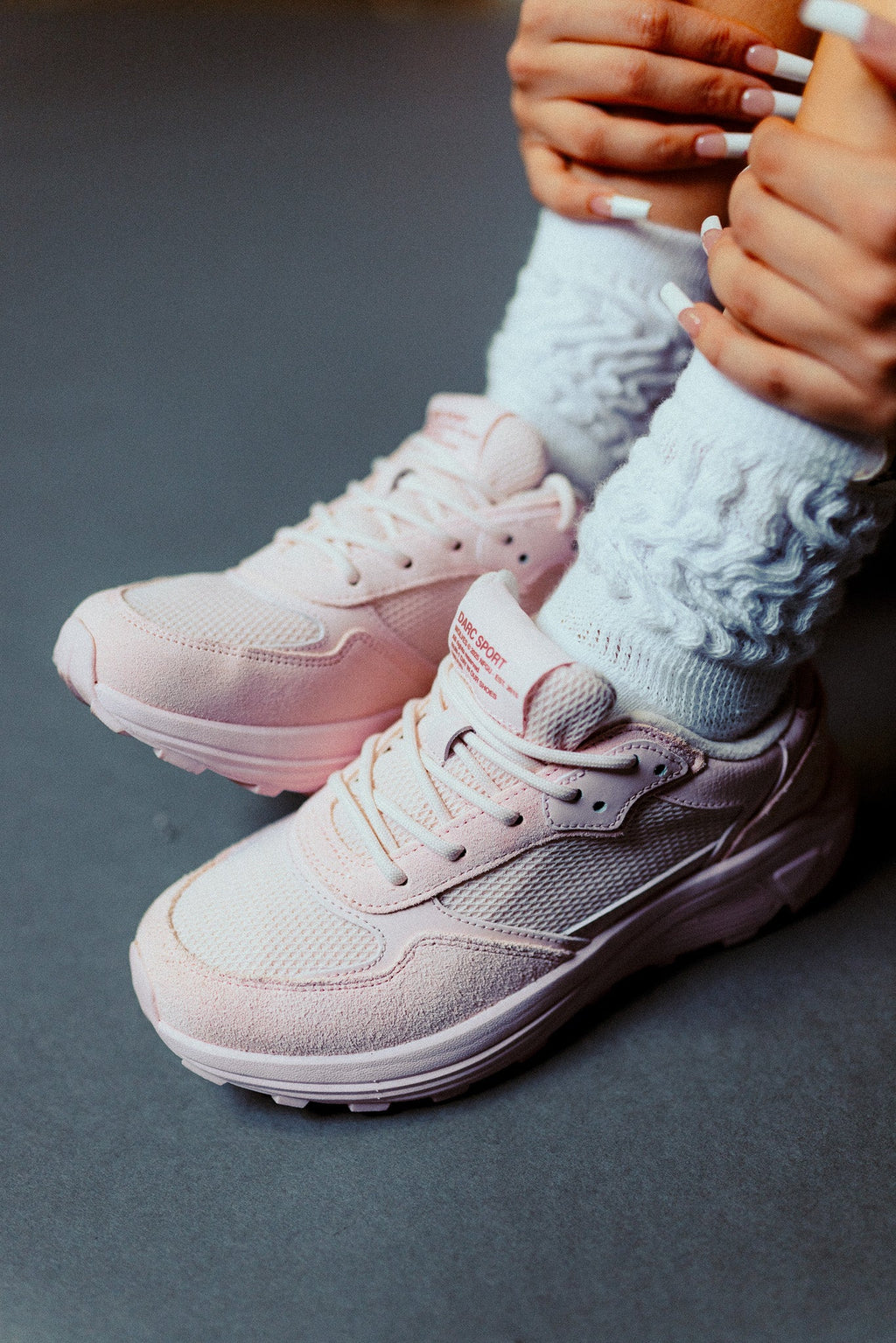 Run-1 Shoes in Cloud Pink — imagem 3