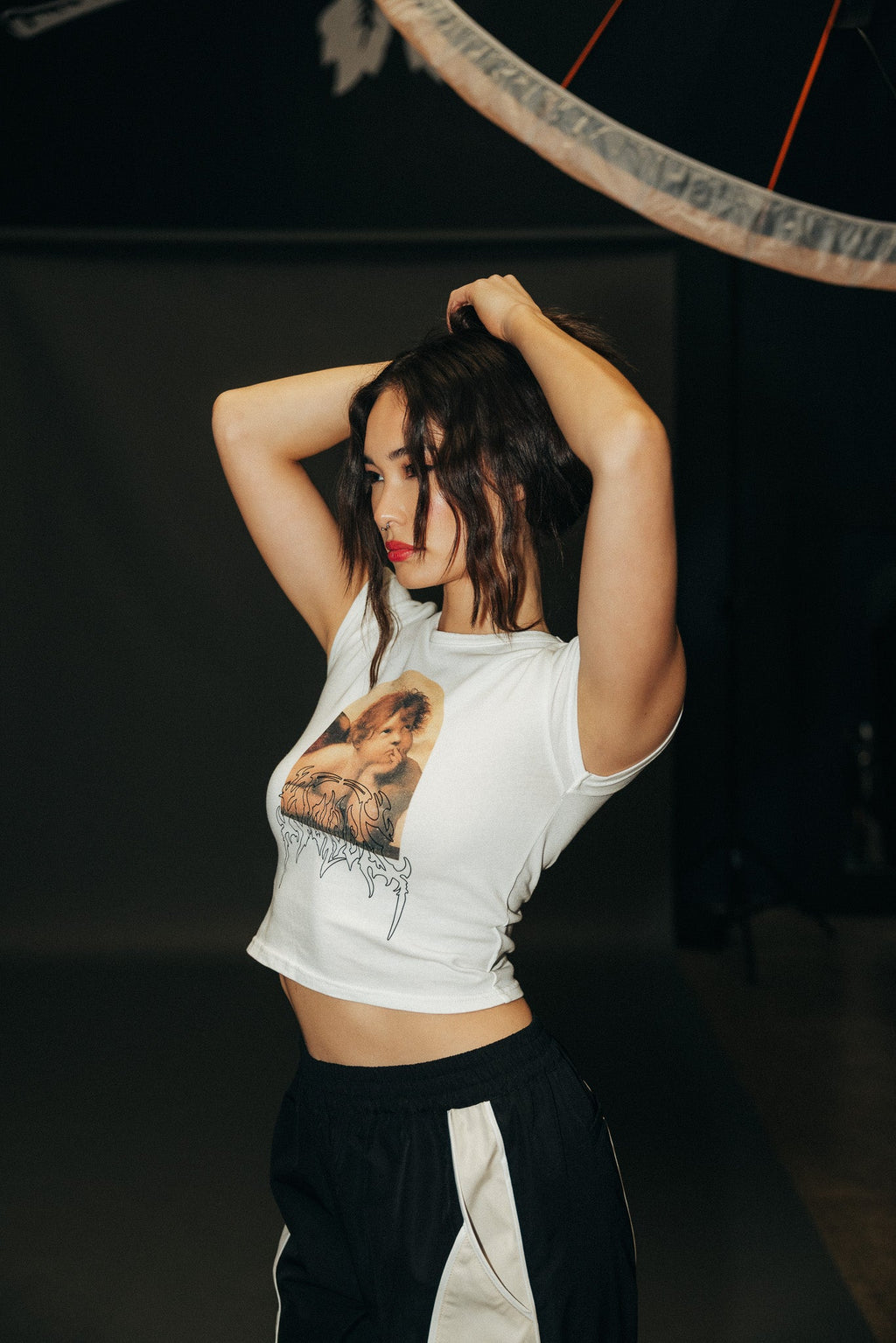 Above "Baby" Tee in Cream — imagem 1