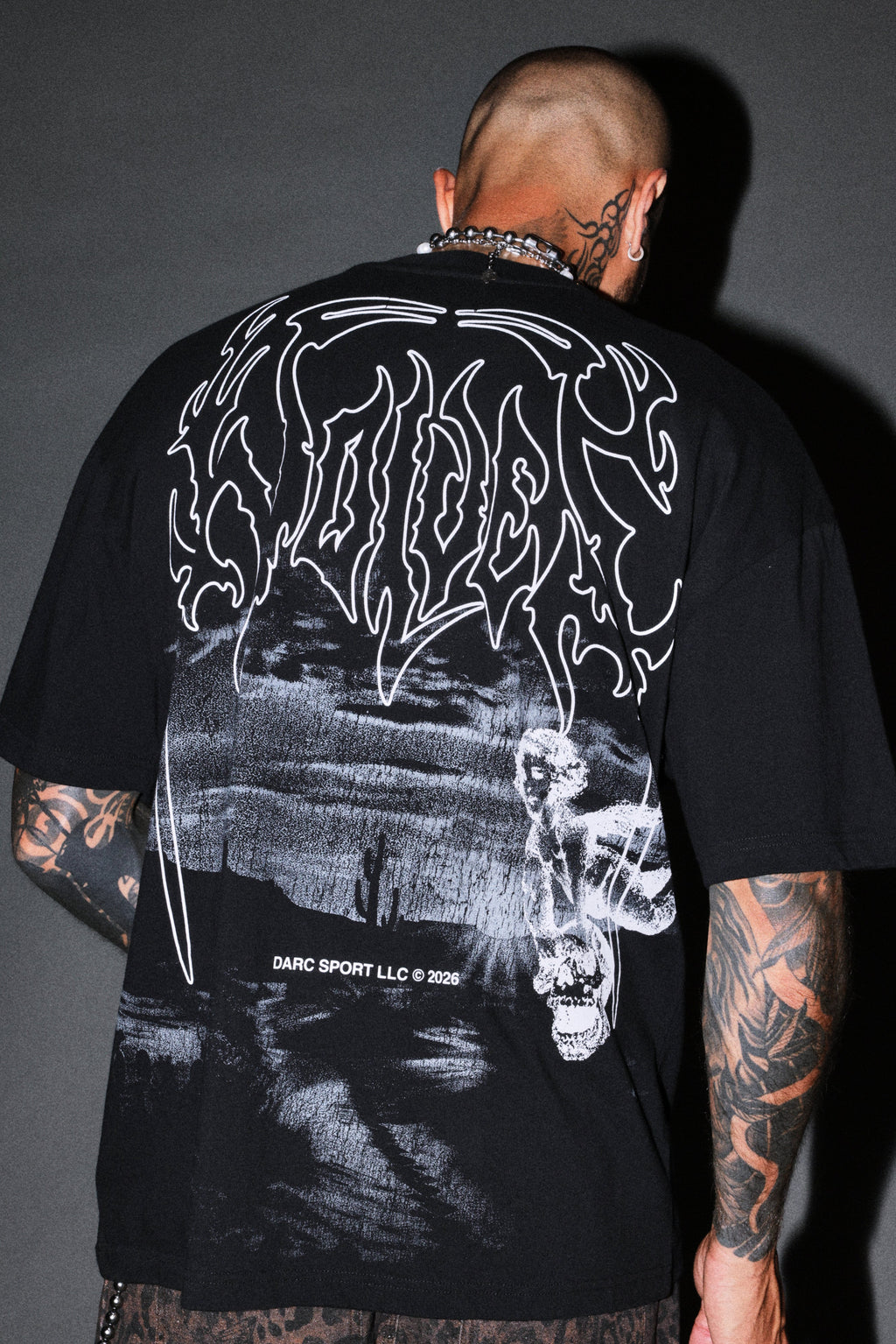 Our Journey Premium Oversized Tee in Black — imagem 8