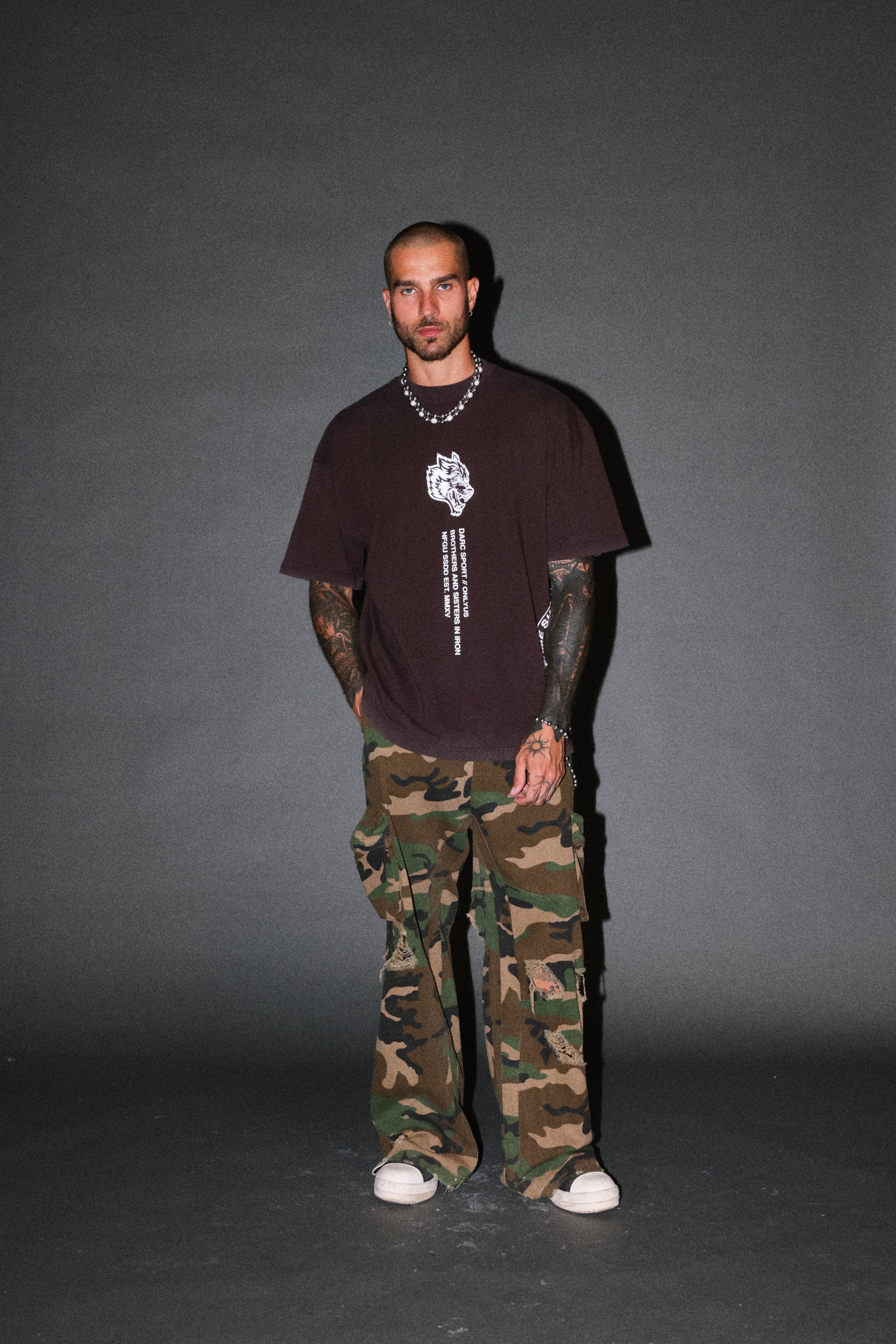 Free Will V2 Premium Oversized Tee in Darc Garnet — imagem 5
