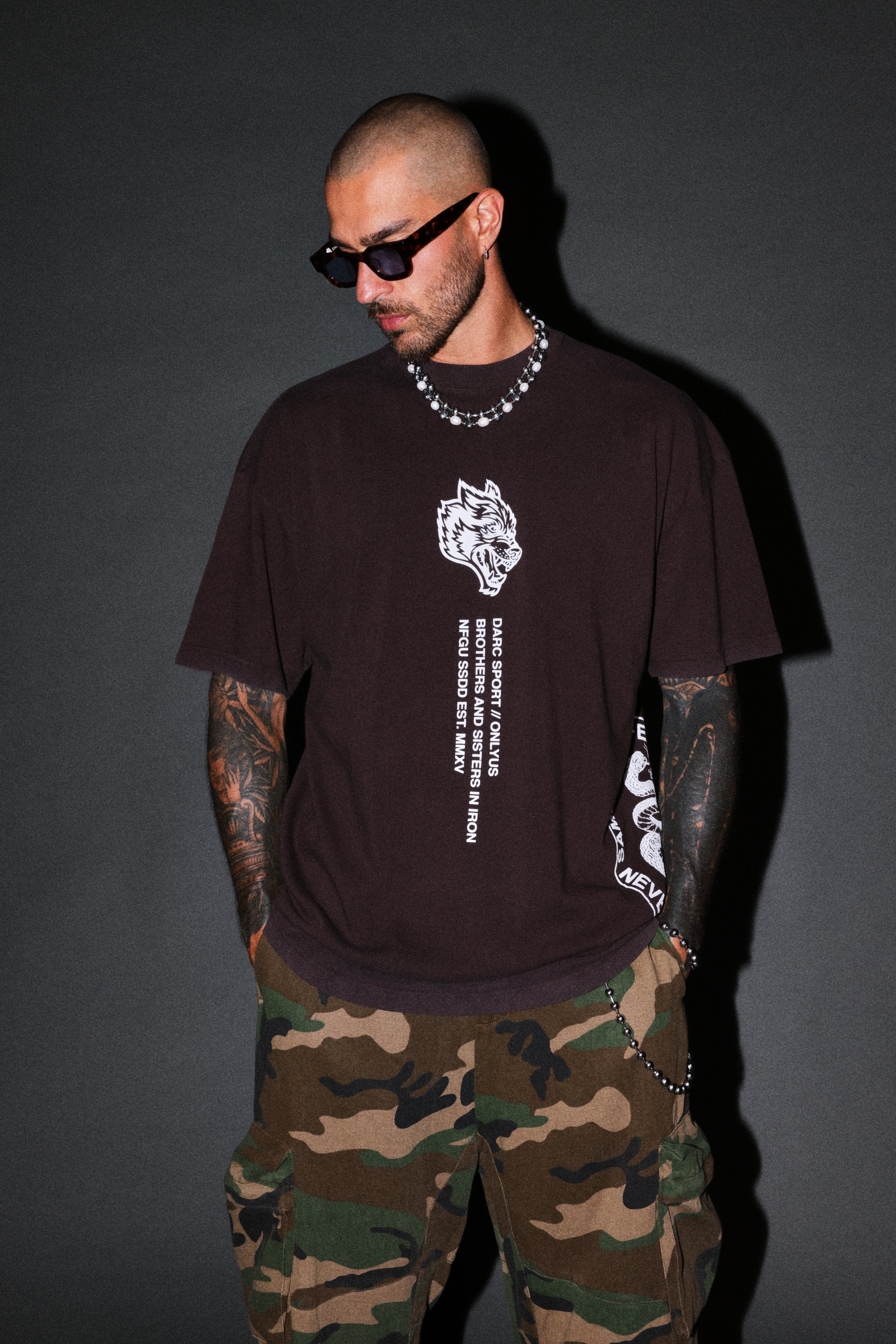 Free Will V2 Premium Oversized Tee in Darc Garnet — imagem 2
