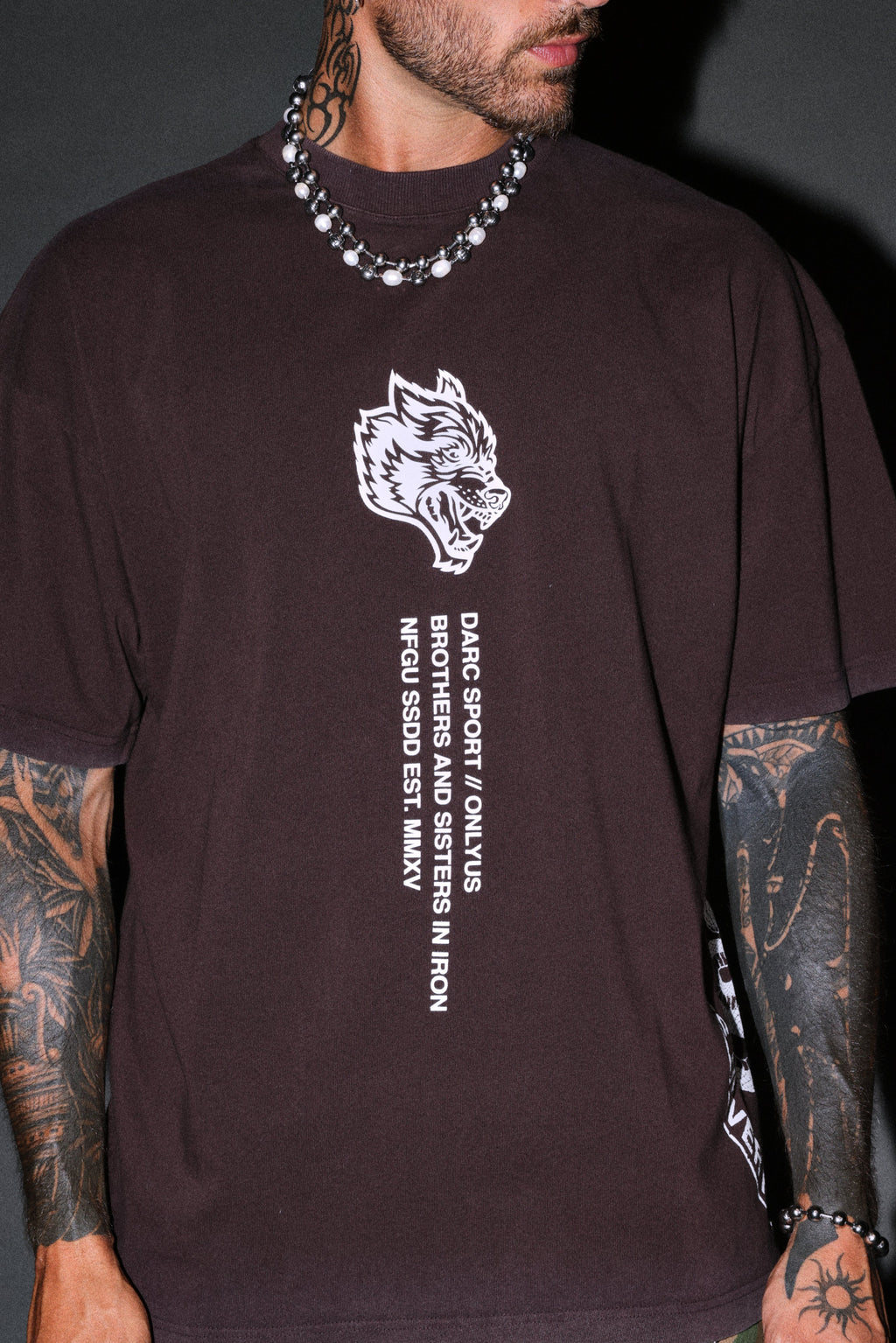 Free Will V2 Premium Oversized Tee in Darc Garnet — imagem 7