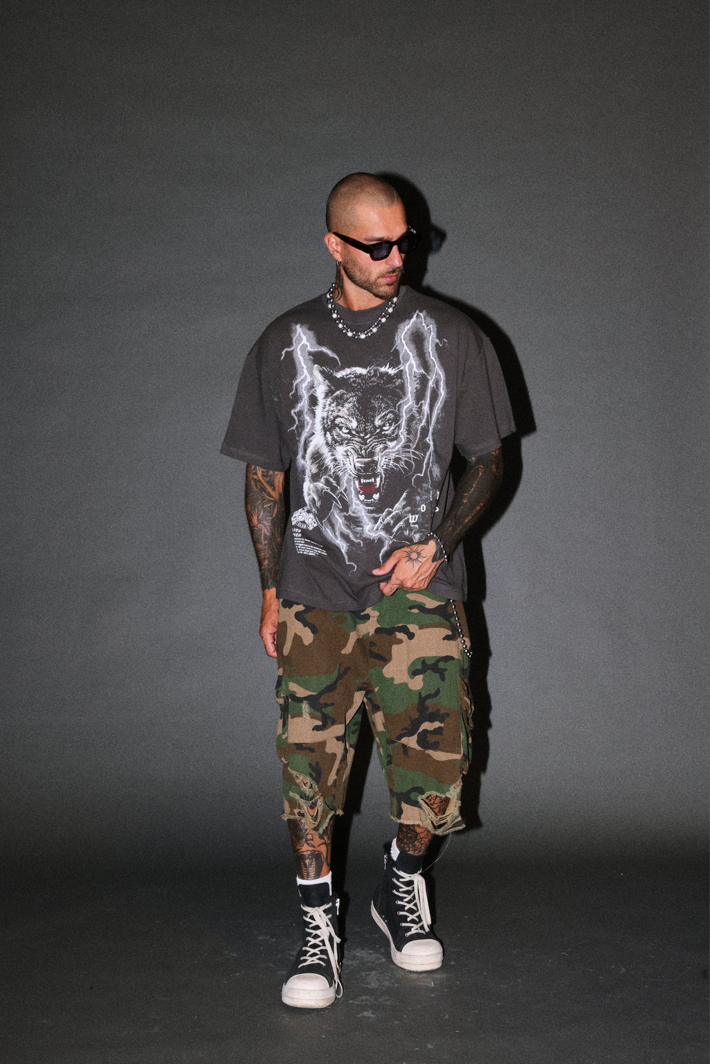 Trust Your Journey Premium Oversized Tee in Wolf Gray — imagem 5