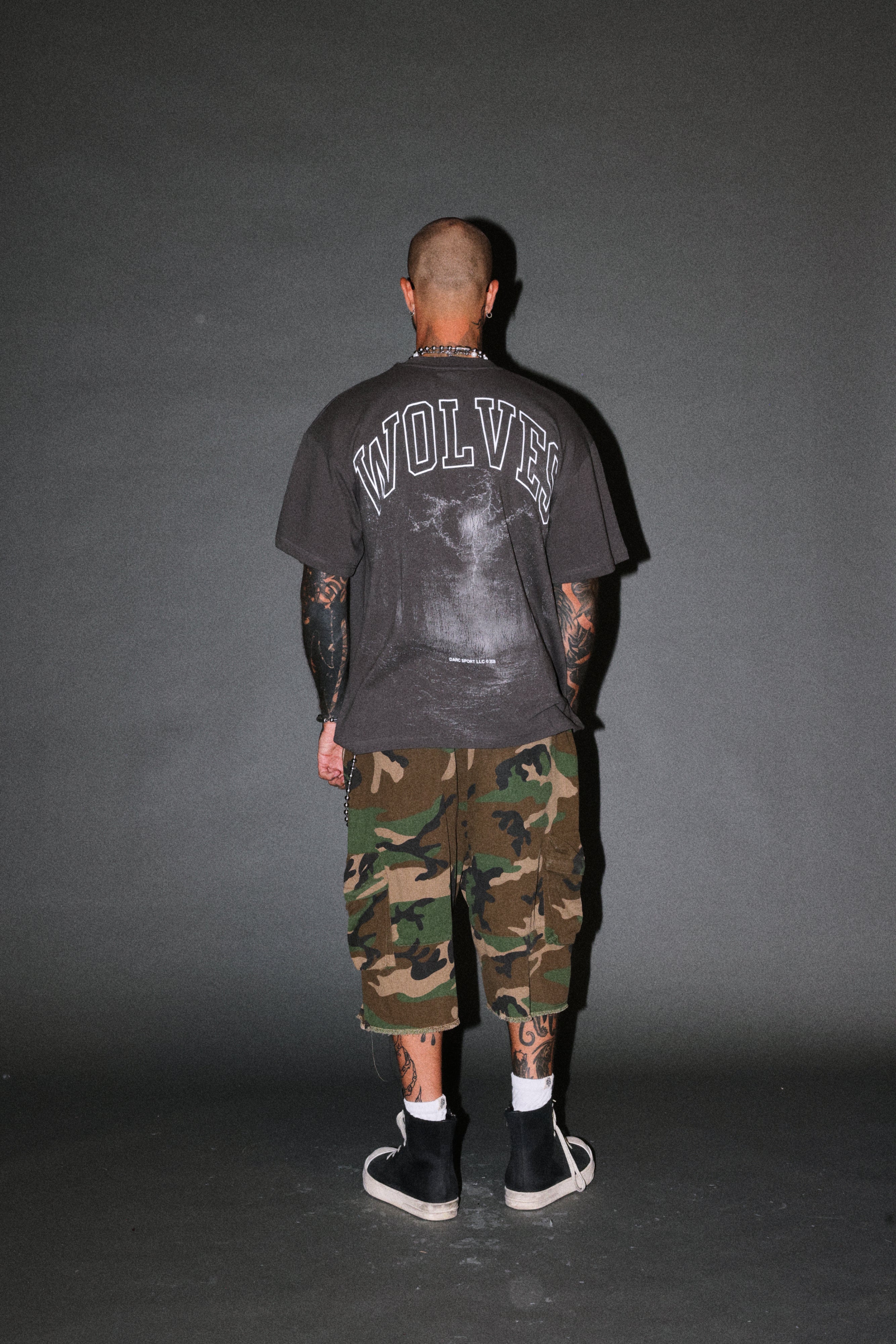 Trust Your Journey Premium Oversized Tee in Wolf Gray — imagem 6