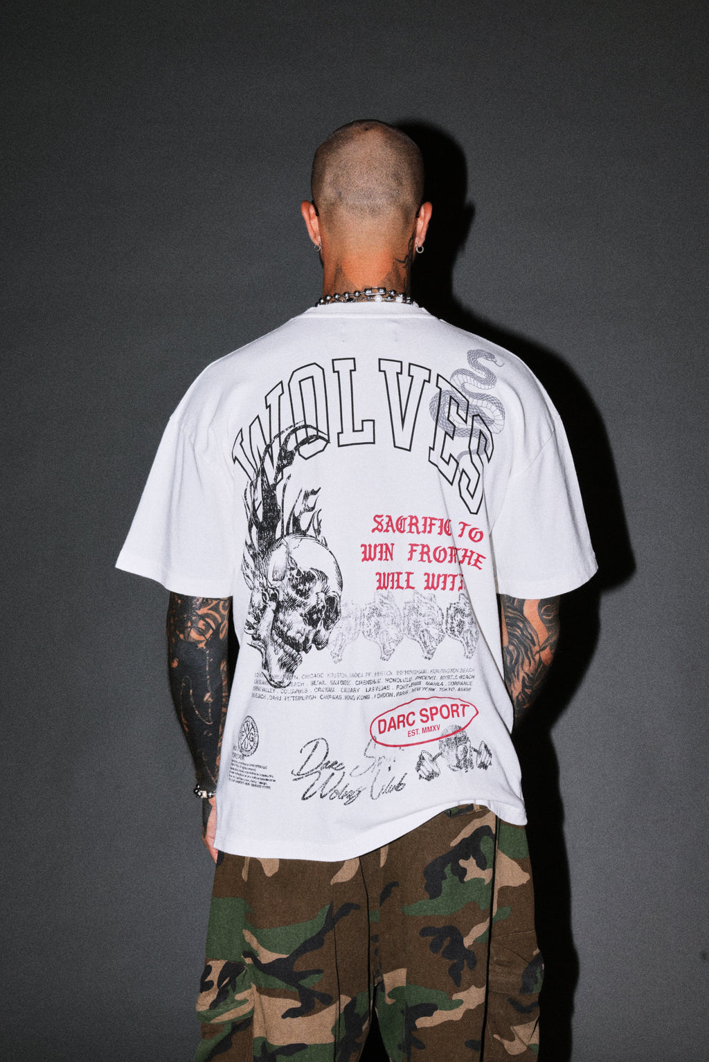Flame Skull Premium Oversized Tee in Cream — imagem 4
