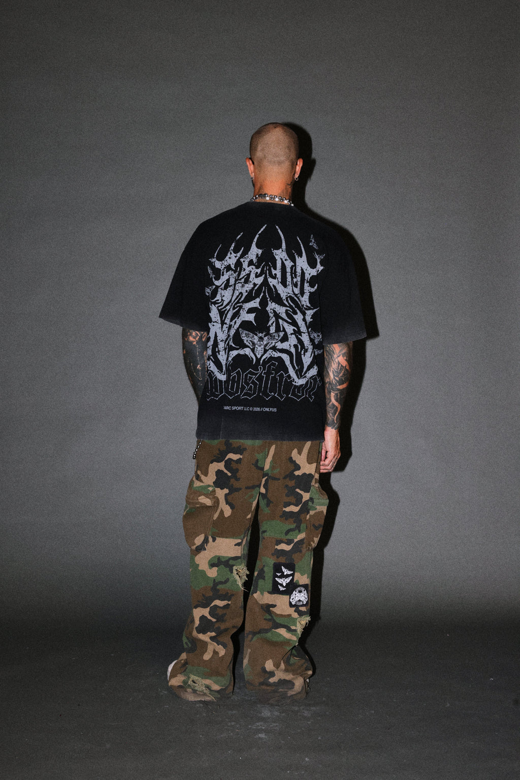 Ssddnfgu Hesh Premium Oversized Tee in Black — imagem 5