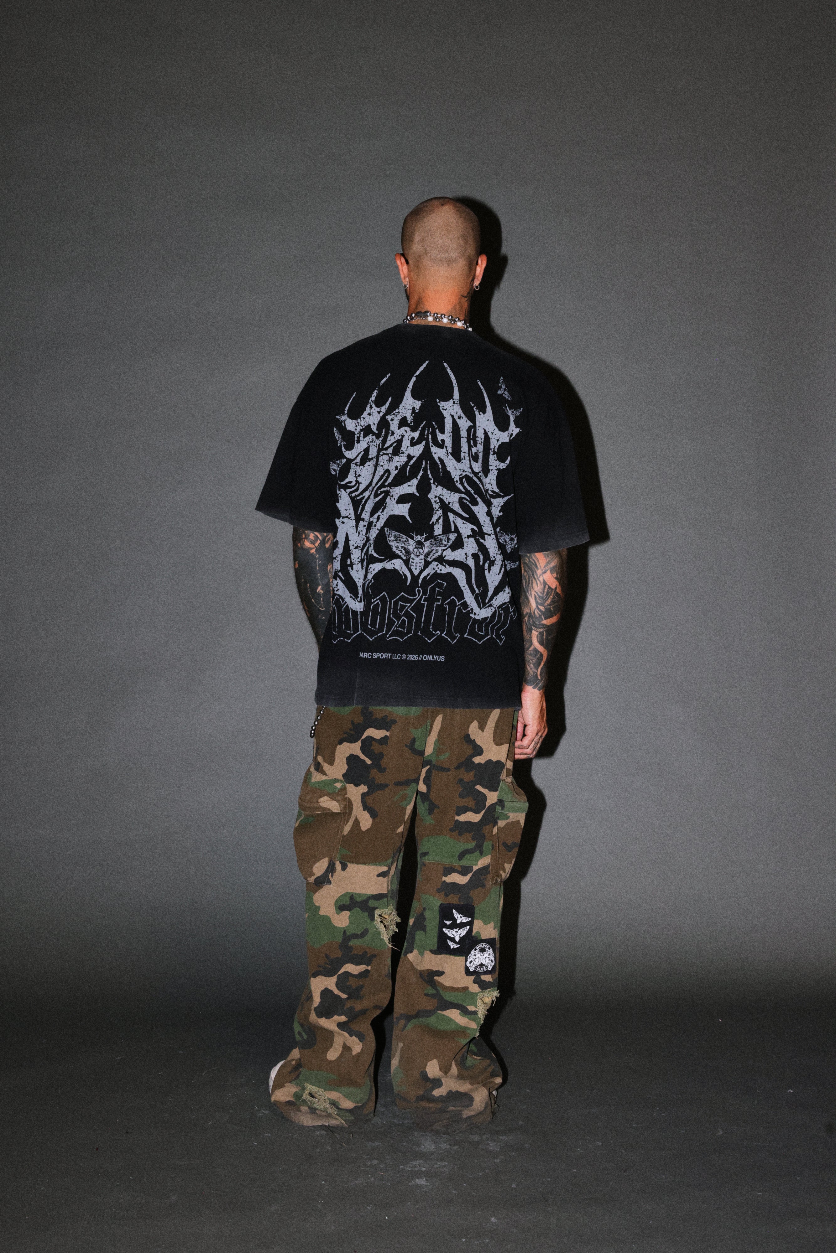 Ssddnfgu Hesh Premium Oversized Tee in Black — imagem 5