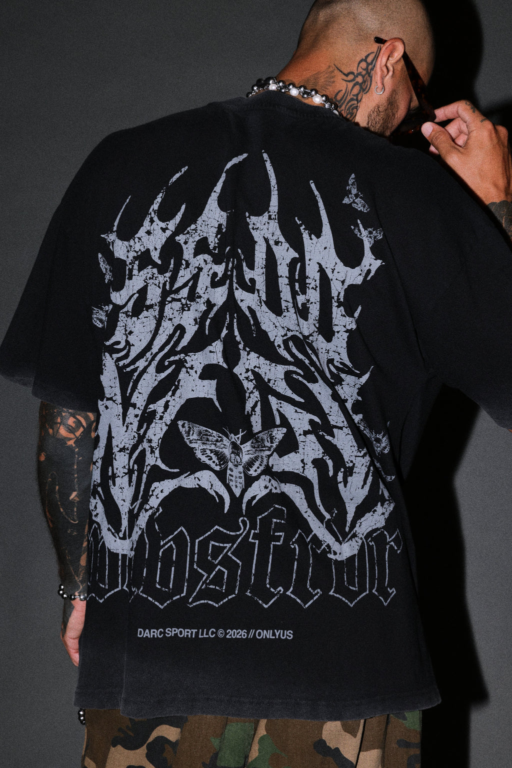 Ssddnfgu Hesh Premium Oversized Tee in Black — imagem 7