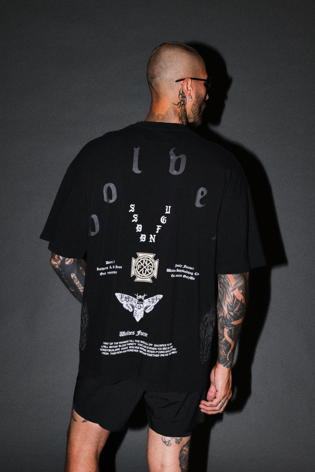 Lineage Frvr Premium Oversized Tee in Black — imagem 4