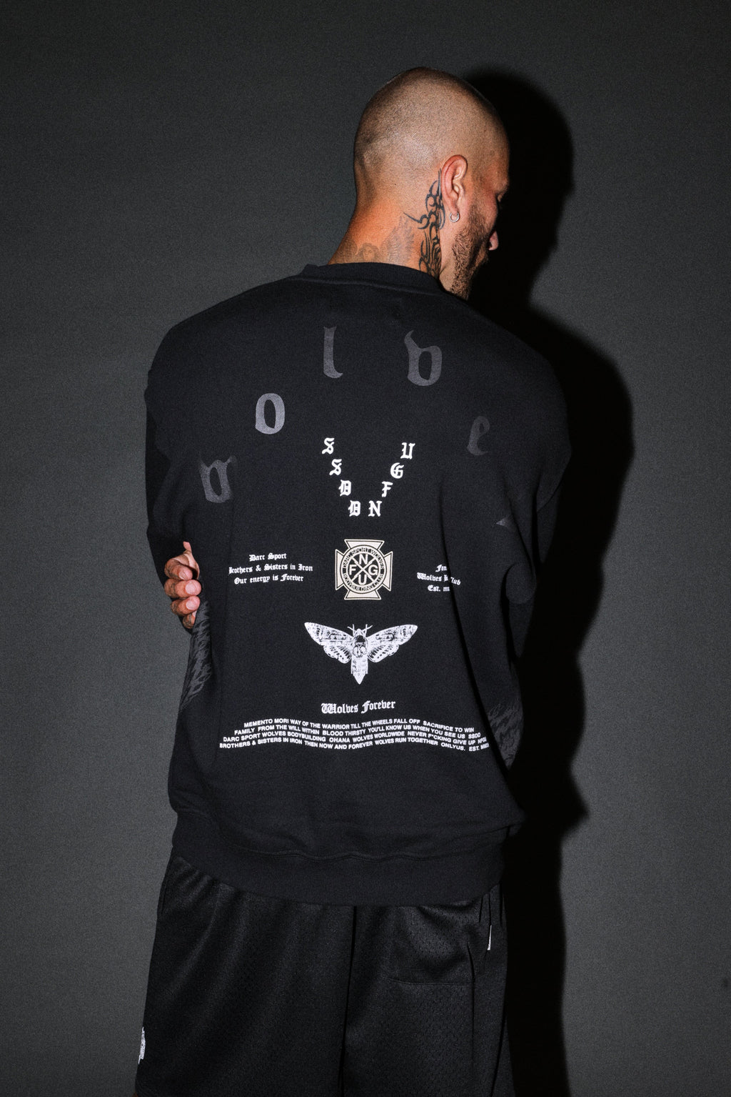 Lineage Frvr London Crewneck in Black — imagem 4