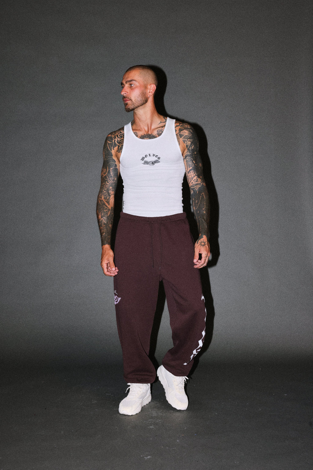 Free Will V2 Lightweight Lounger Sweat Pants in Darc Garnet — imagem 6