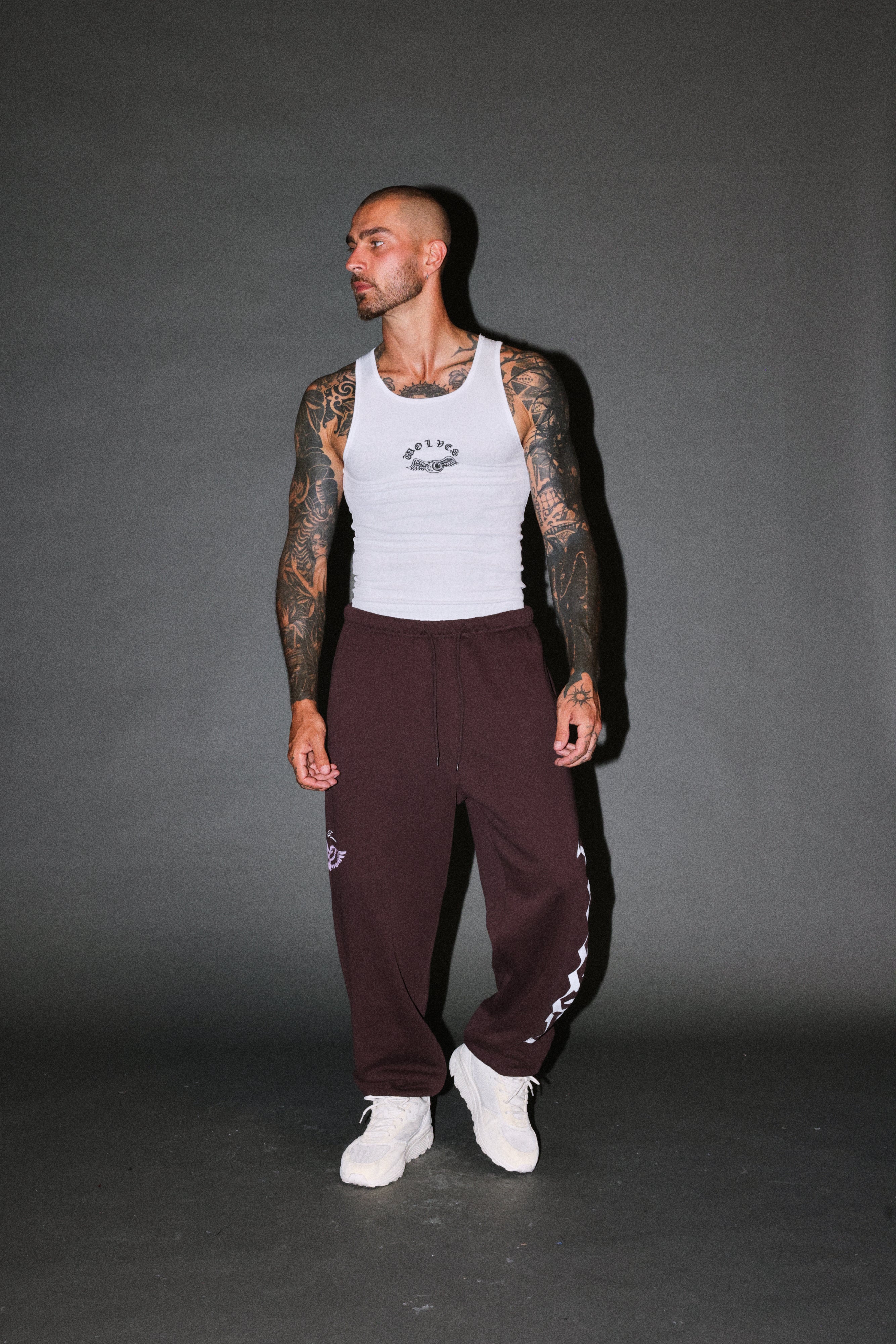 Free Will V2 Lightweight Lounger Sweat Pants in Darc Garnet — imagem 6