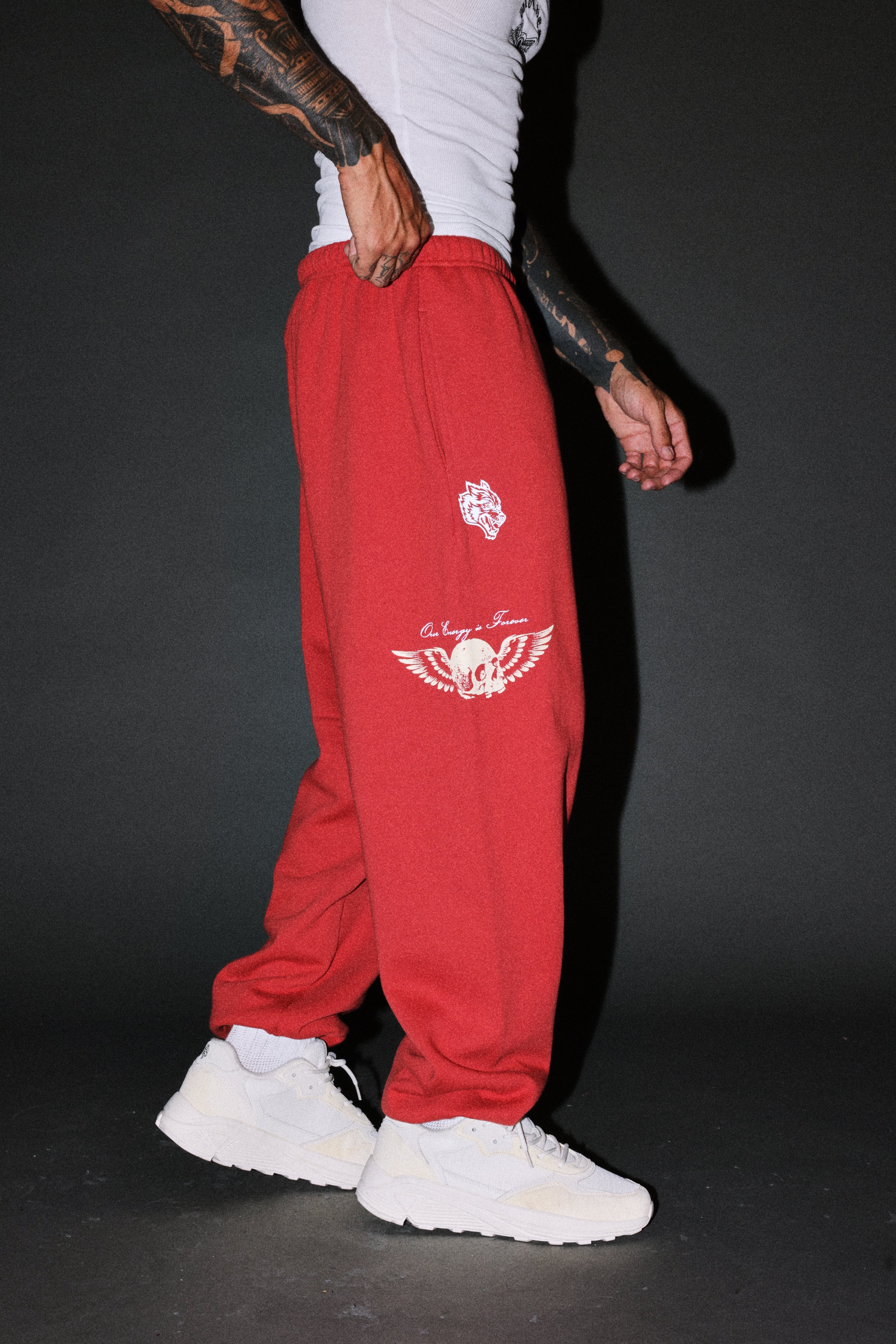 Free Will V2 Lightweight Lounger Sweat Pants in Roman Red — imagem 5