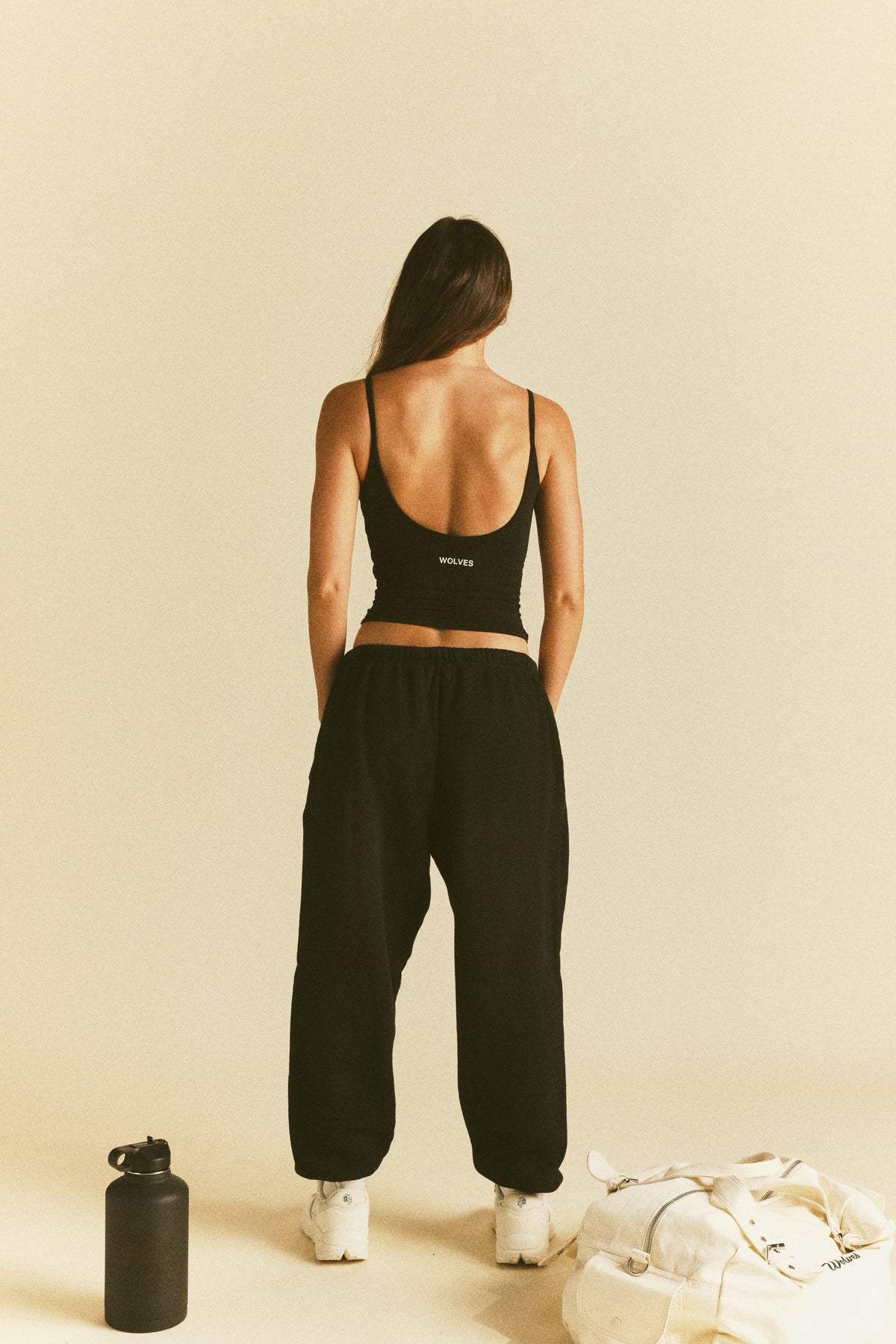 It's For Us Premium Lounger Sweat Pants in Black — imagem 5