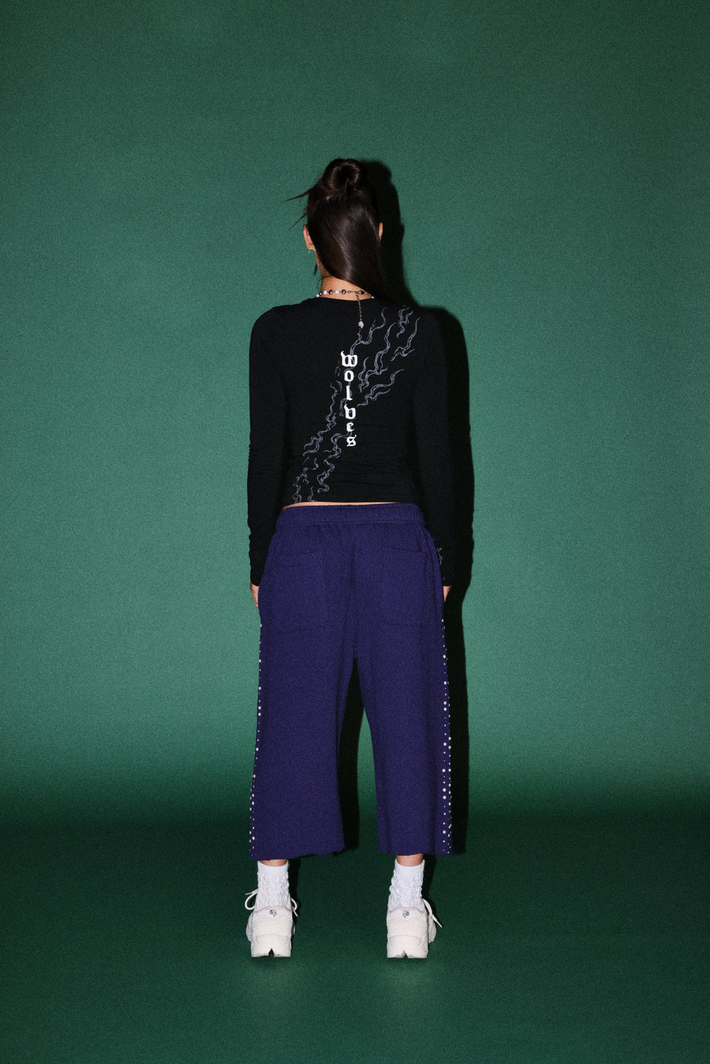 Infernal Pyramid Eden Ls Tee in Black — imagem 4