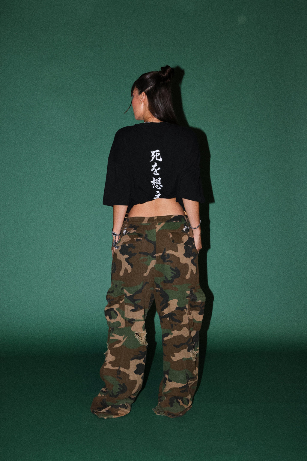 Mourning Flame Premium Oversized Tee in Black — imagem 12