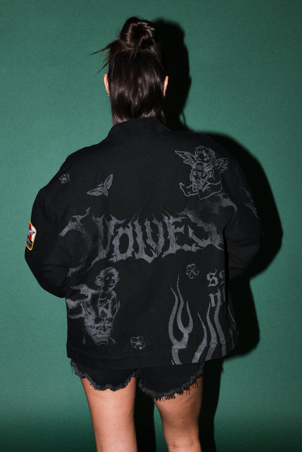 The Eagle & The Oni Earl Jacket in Black — imagem 17