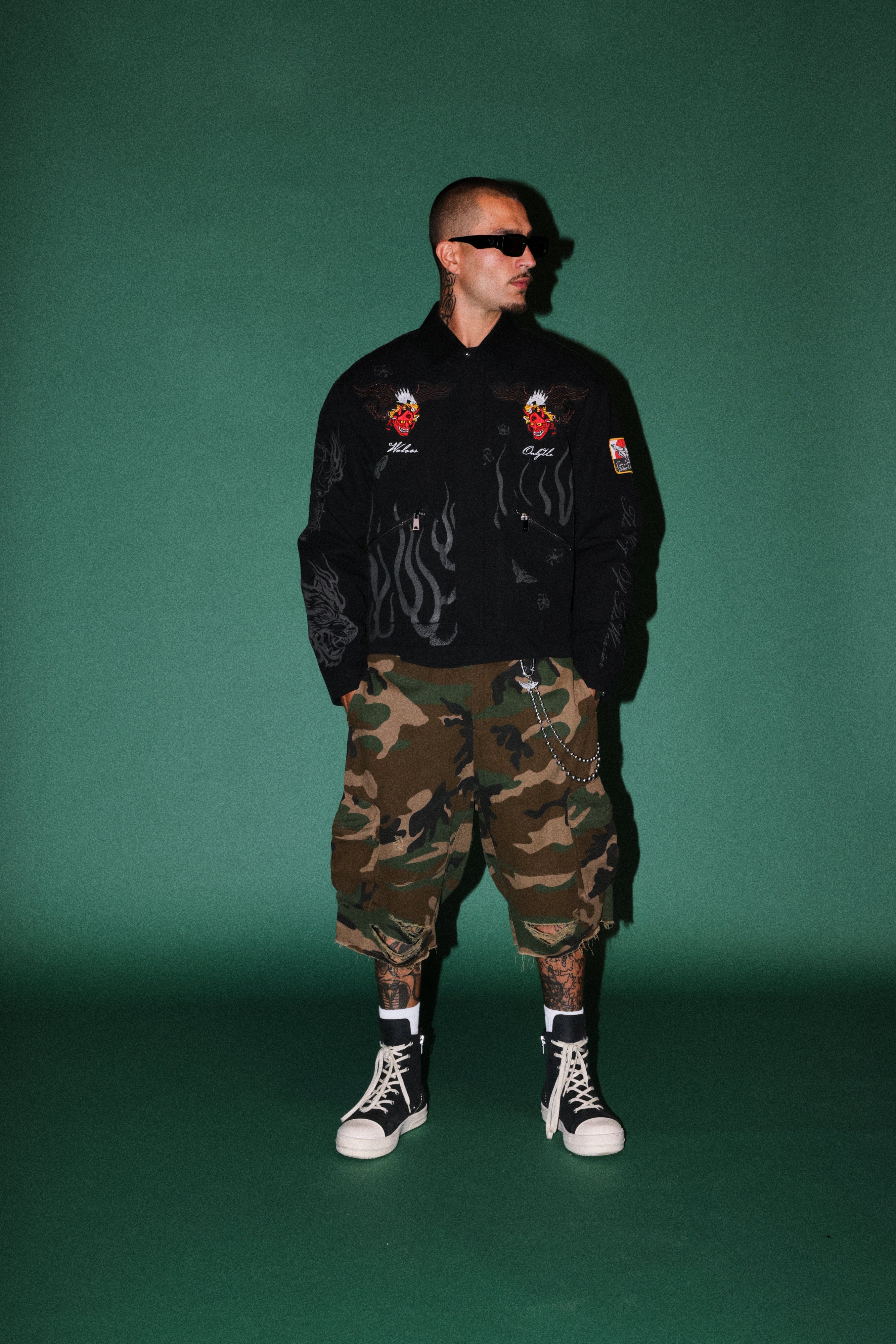 The Eagle & The Oni Earl Jacket in Black — imagem 6