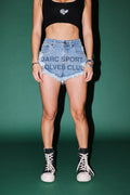 Pearl Heritage Low Rise Cut Off Short in Light Wash — imagem 1