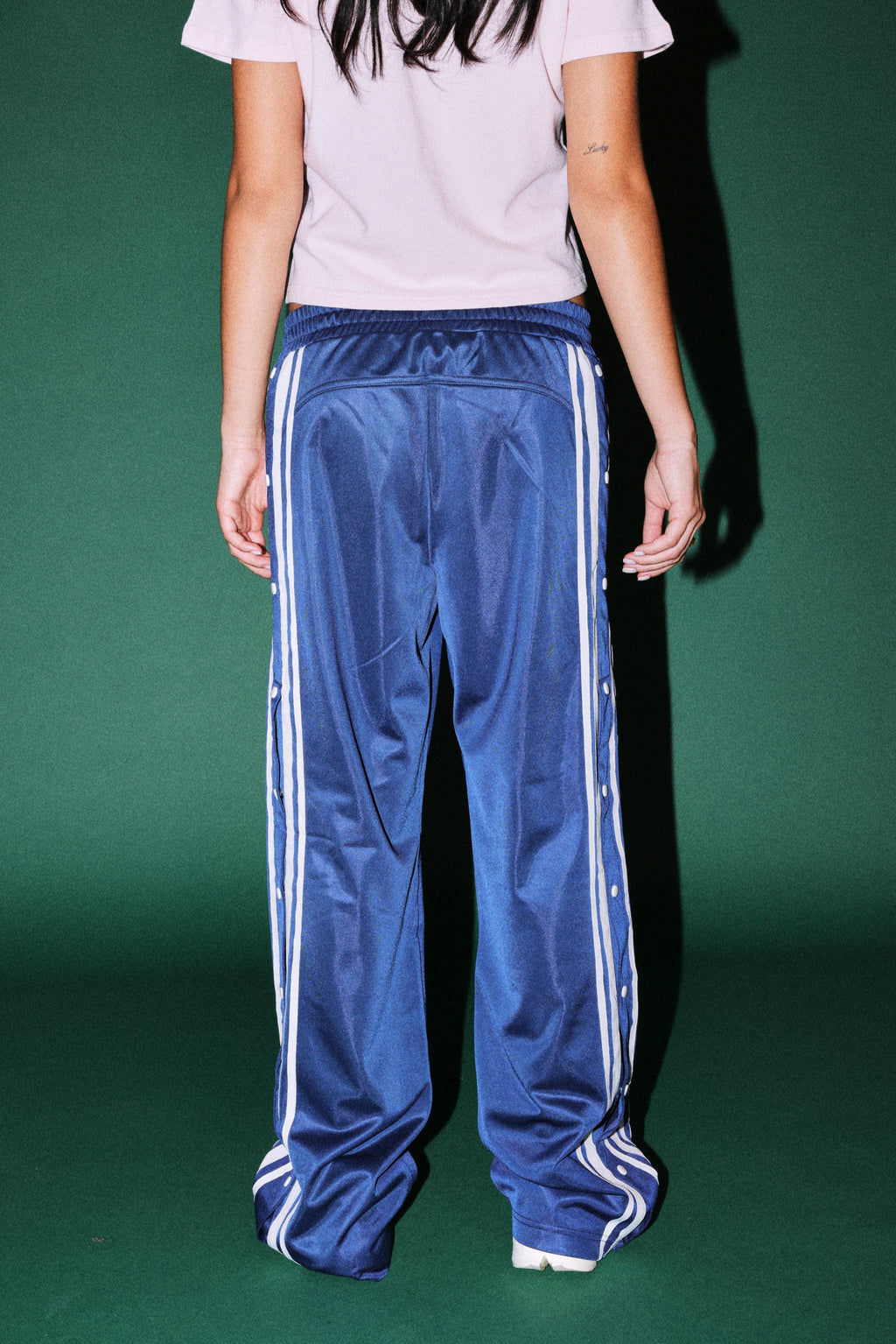 Sakura Forever Juliette Tearaway Track Pant in Royal Navy — imagem 2