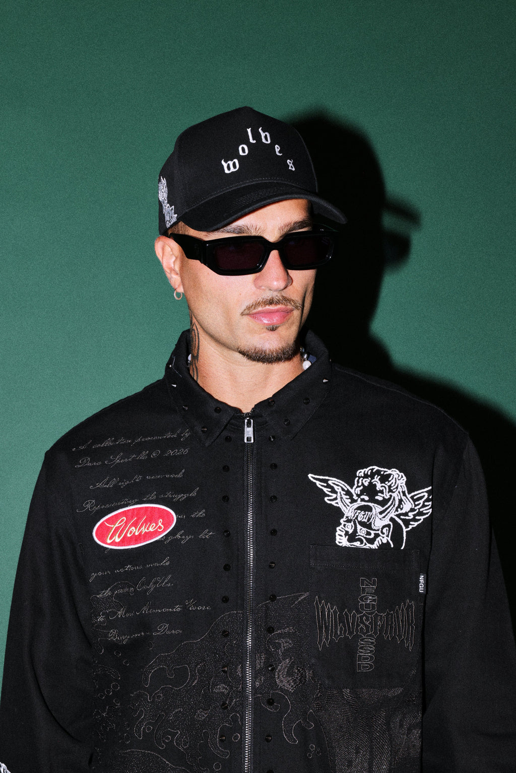 Surrounded Oni 5 Panel Hat in Black — imagem 2