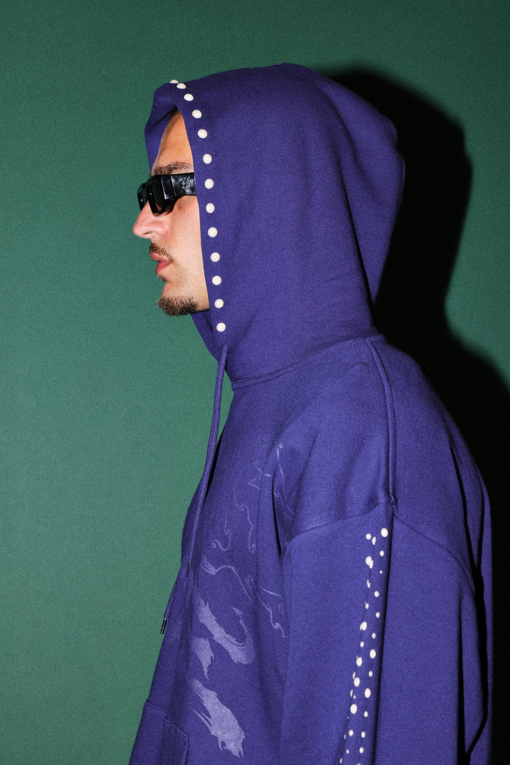 Okami Forever Bishop Hoodie in Royal Navy — imagem 9