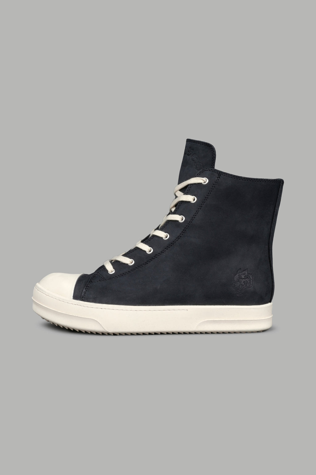 Venice High Top Shoe in Black/Cream - imagem 1