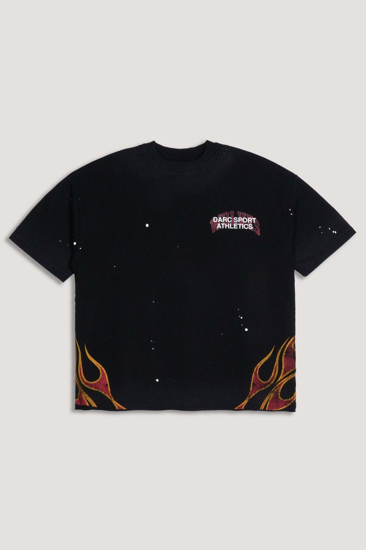 Hot Rod Distressed Grunge Mid Length Raw Hem Tee in Black Drift Wash — imagem 4