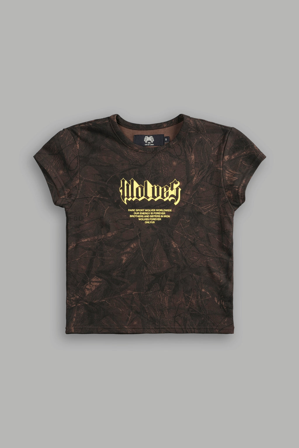 Never Back Down "Baby" Tee in Brown Driftwood Forest Camo — imagem 3