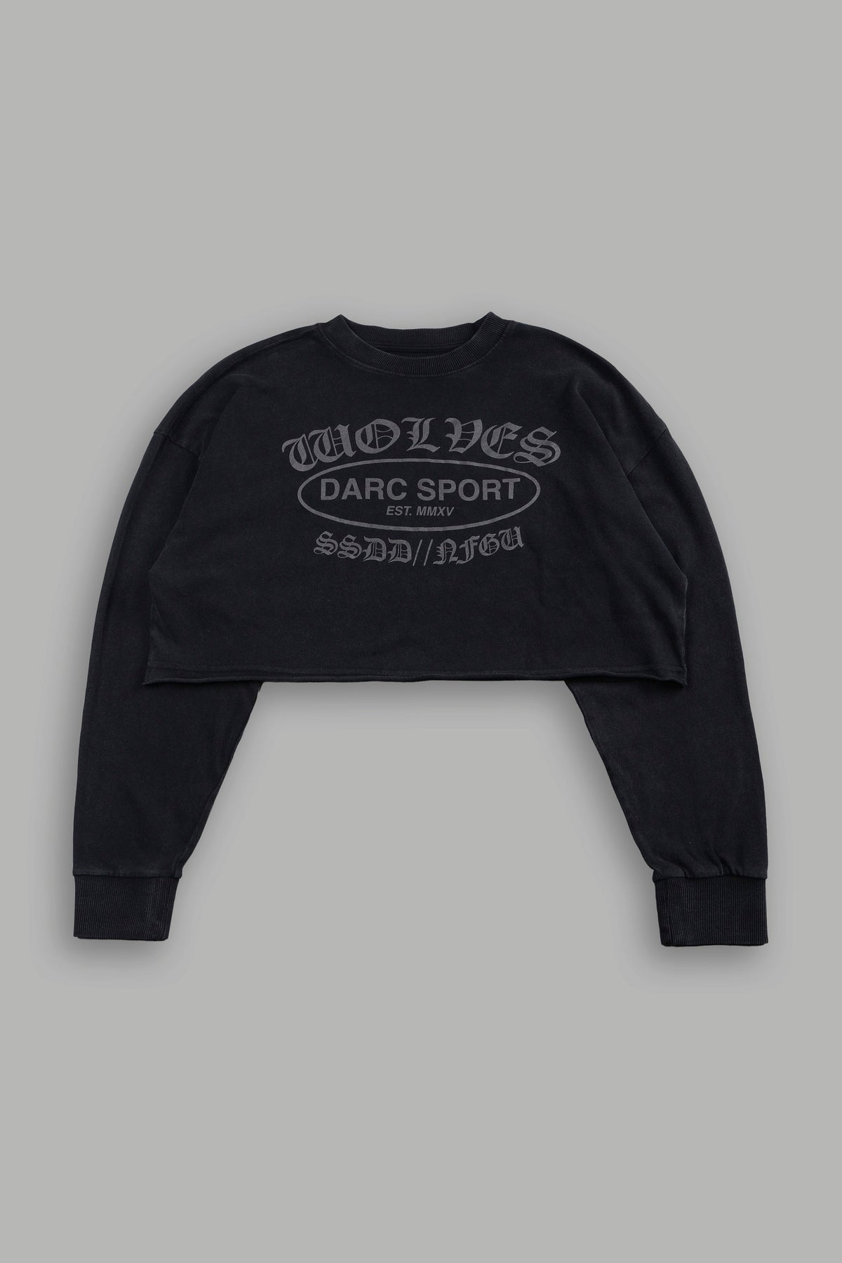 Darc Emblem Premium Oversized Cropped Ls Tee In Black - imagem 8