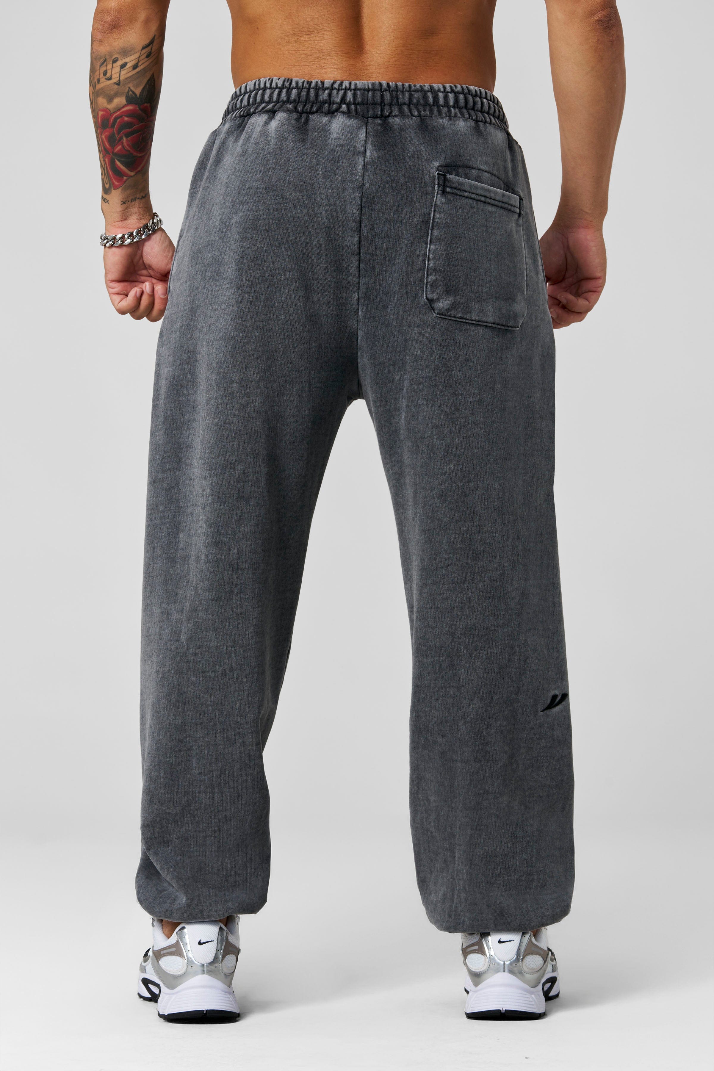 2069 - Elevated Essentials - Baggy Joggers — imagem 4