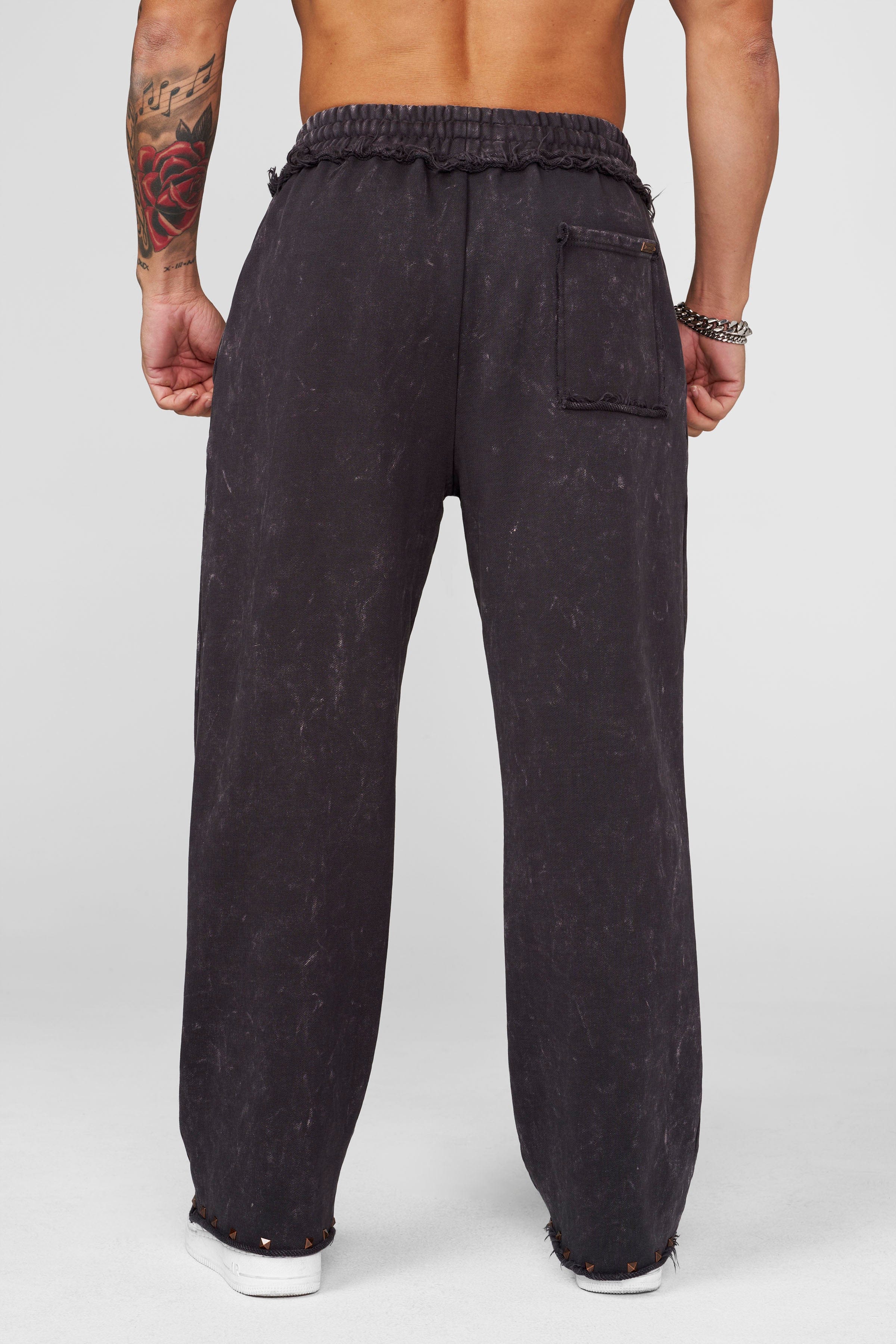 2087 - Stud Sweats — imagem 5