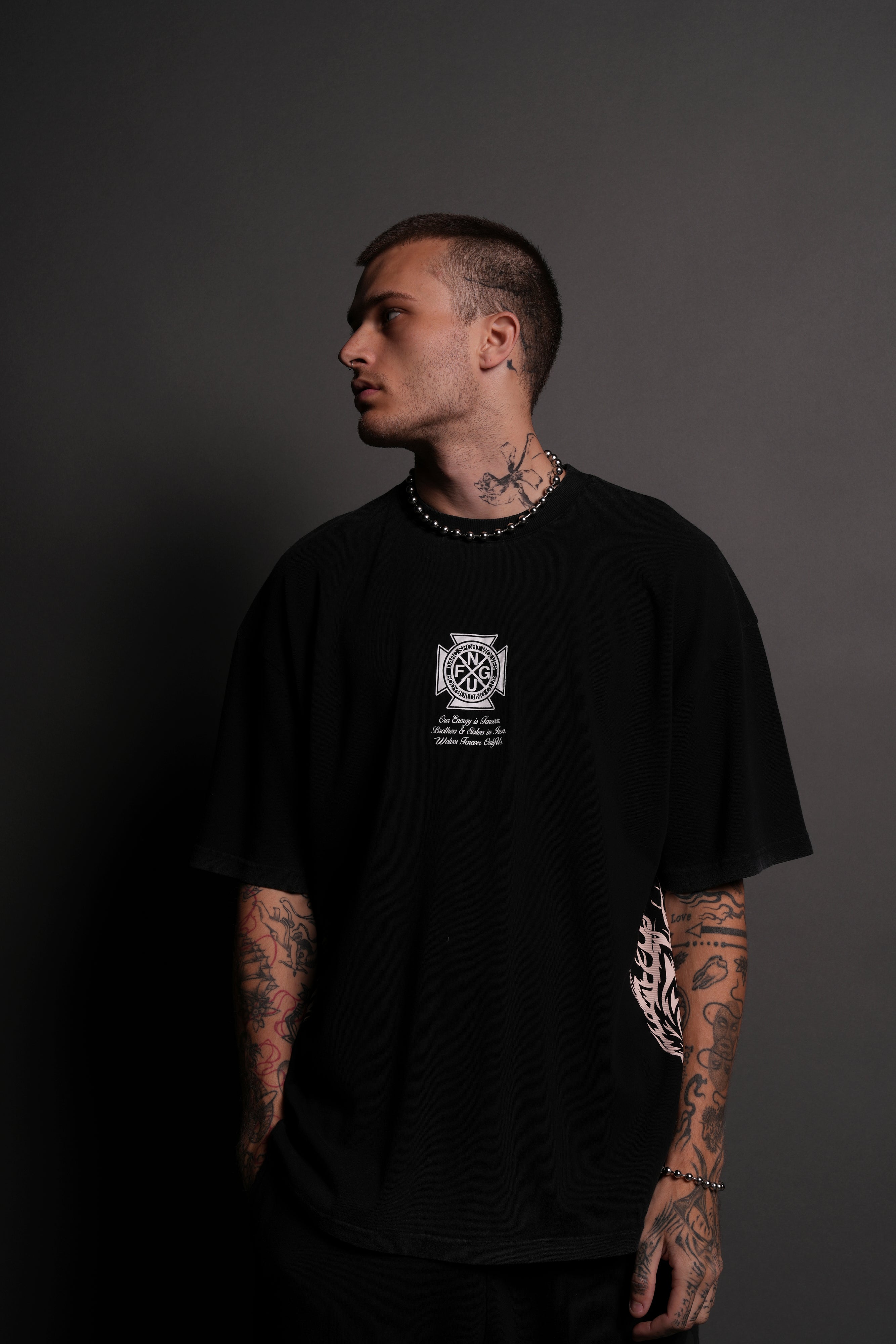 Our Lineage "Premium" Oversized Tee in Black — imagem 2