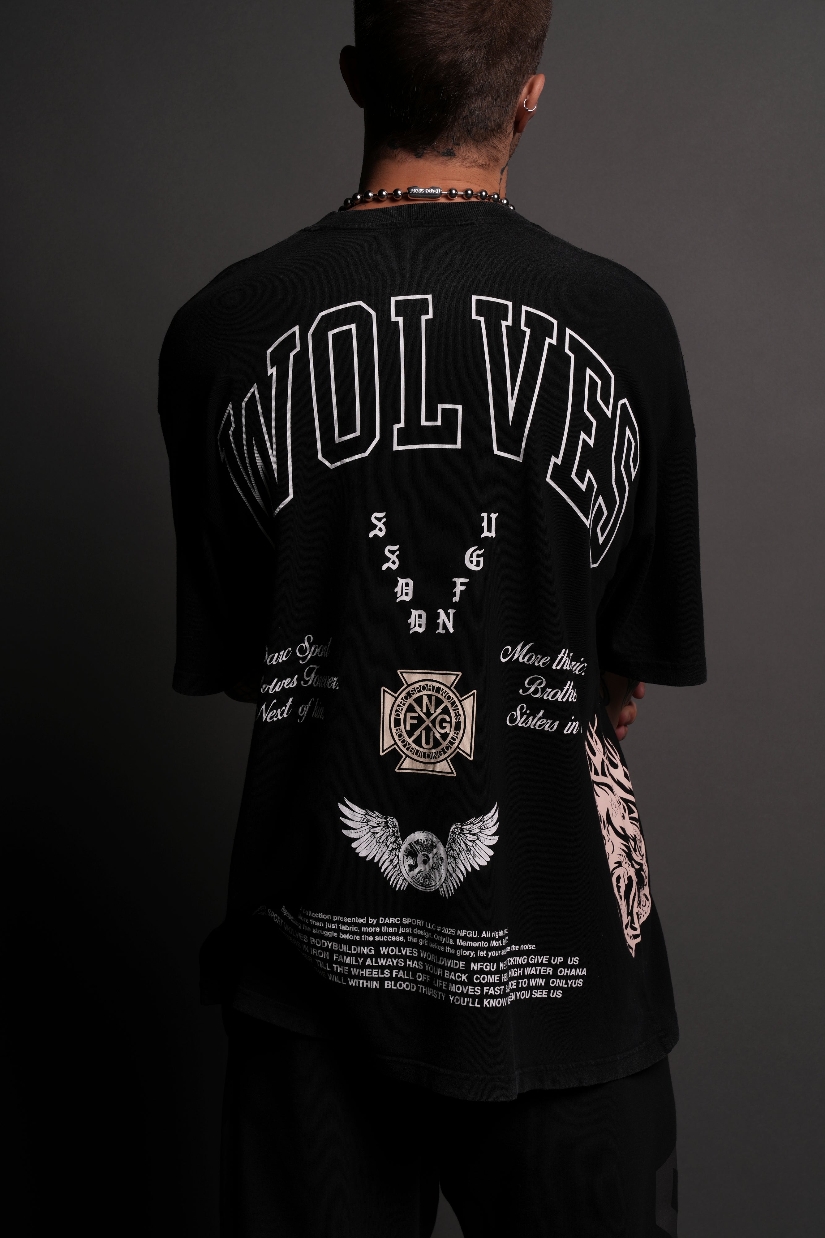 Our Lineage "Premium" Oversized Tee in Black — imagem 4