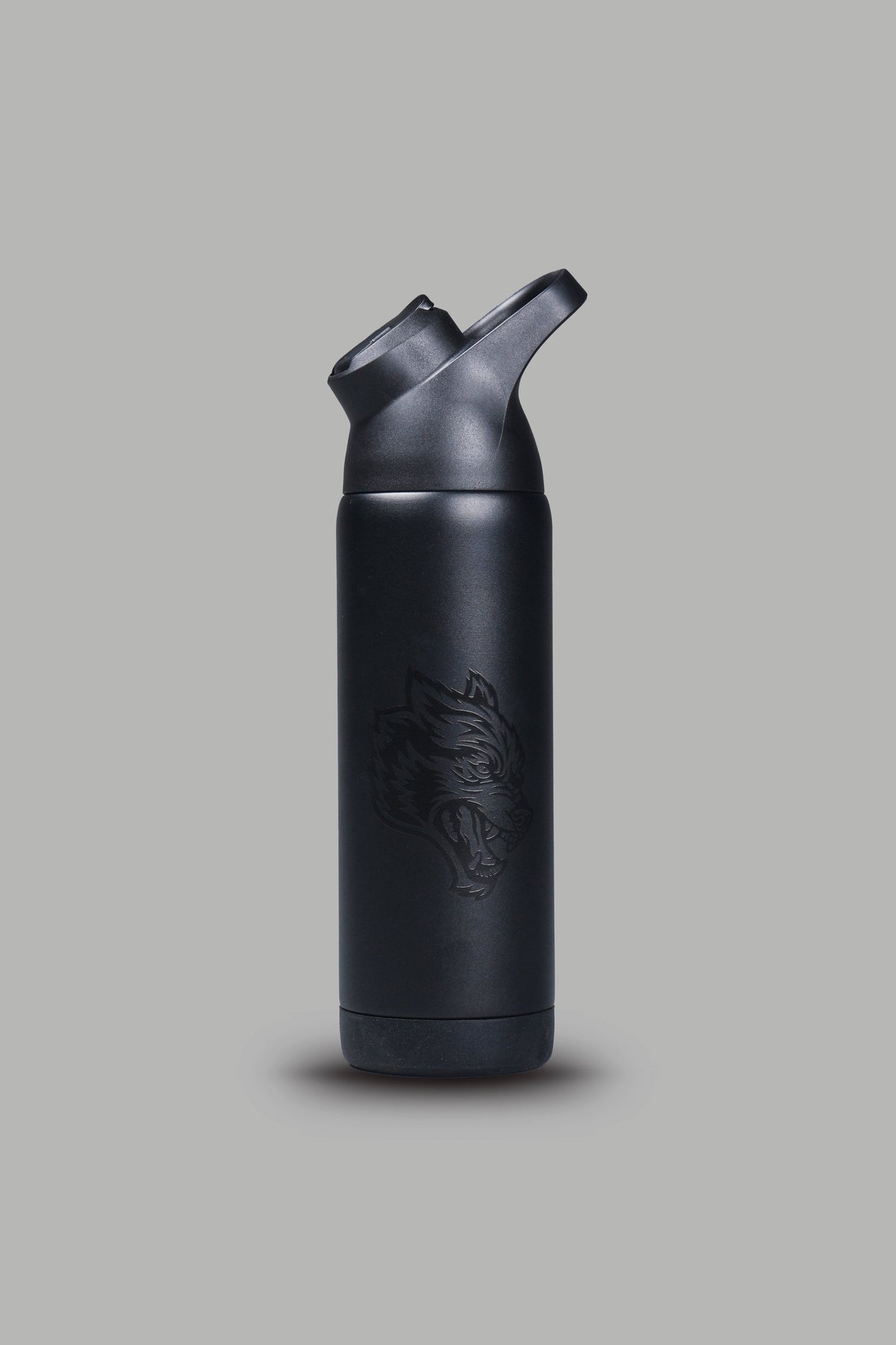 Wolves Forever Slim Water Jug in Black - imagem 1