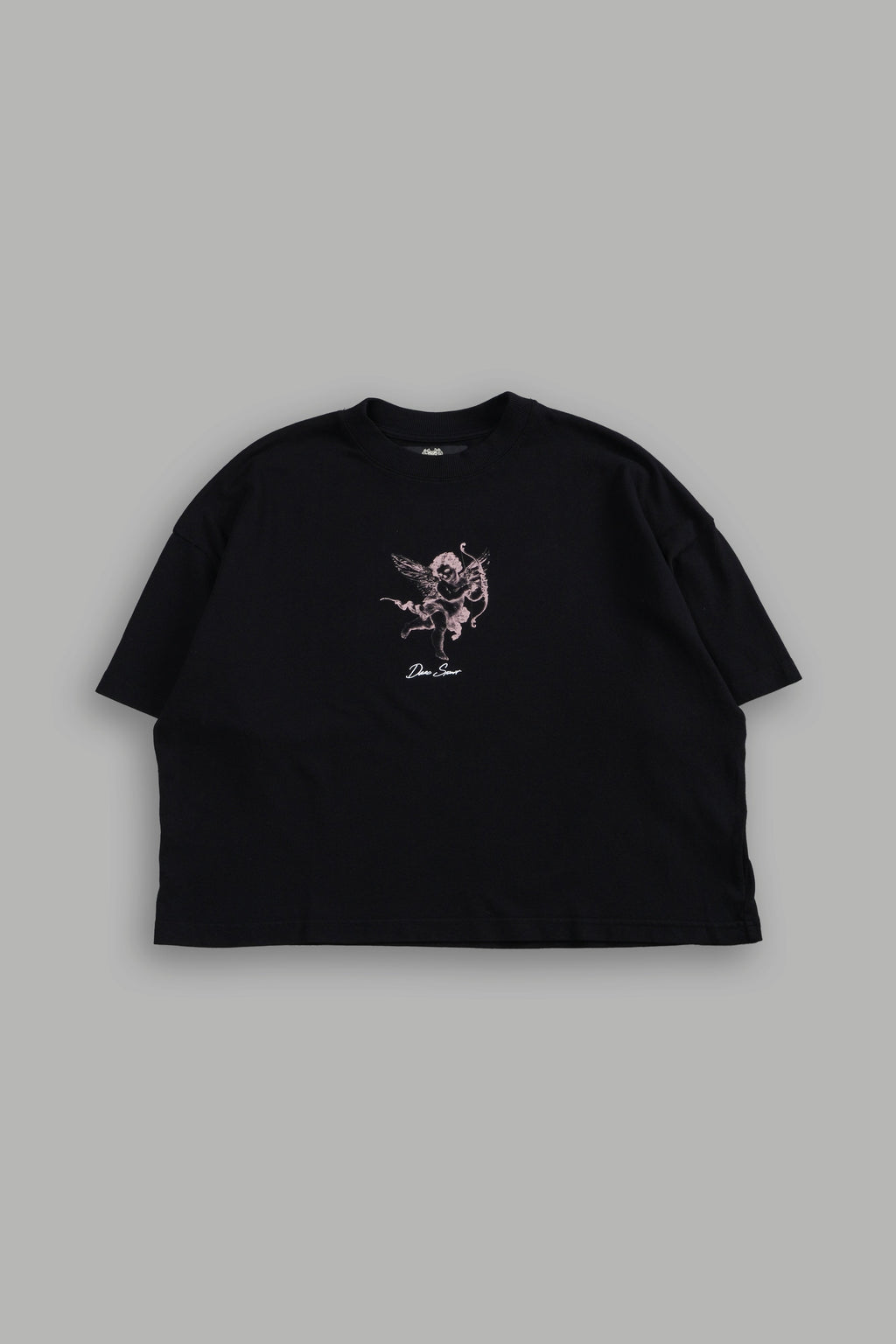 Cherub and the Skull "Premium" (Cropped) Tee in Black — imagem 3