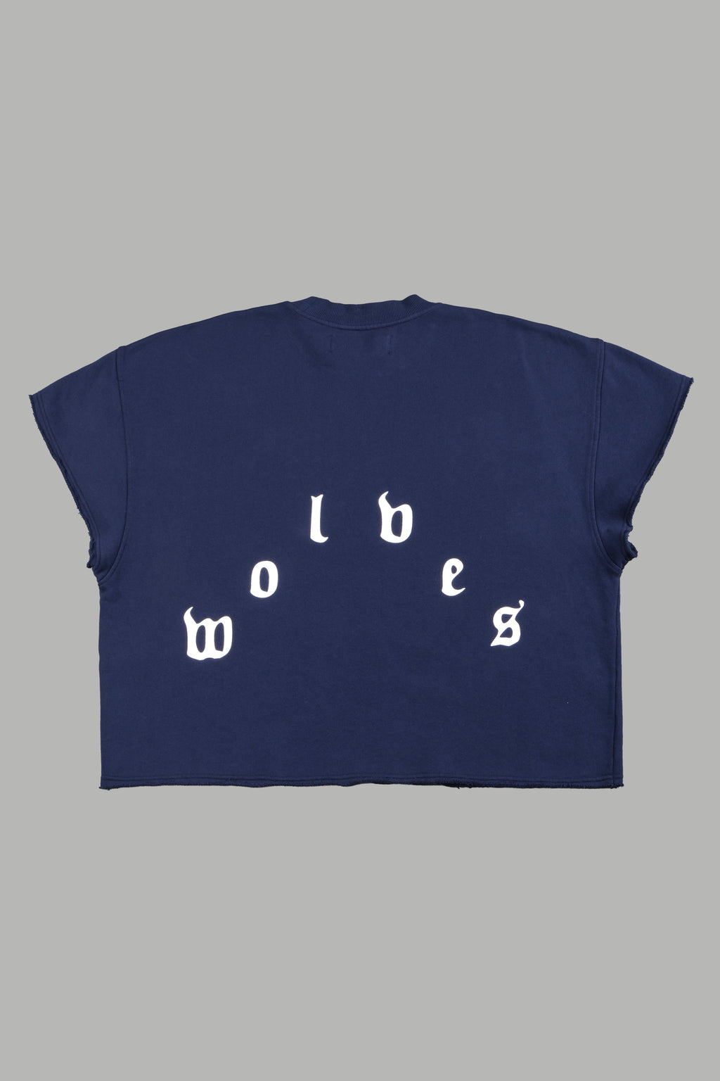 Wolf Pyramid Raw Hem Box Cut Cap Sleeve London Crewneck In Navy - imagem 3