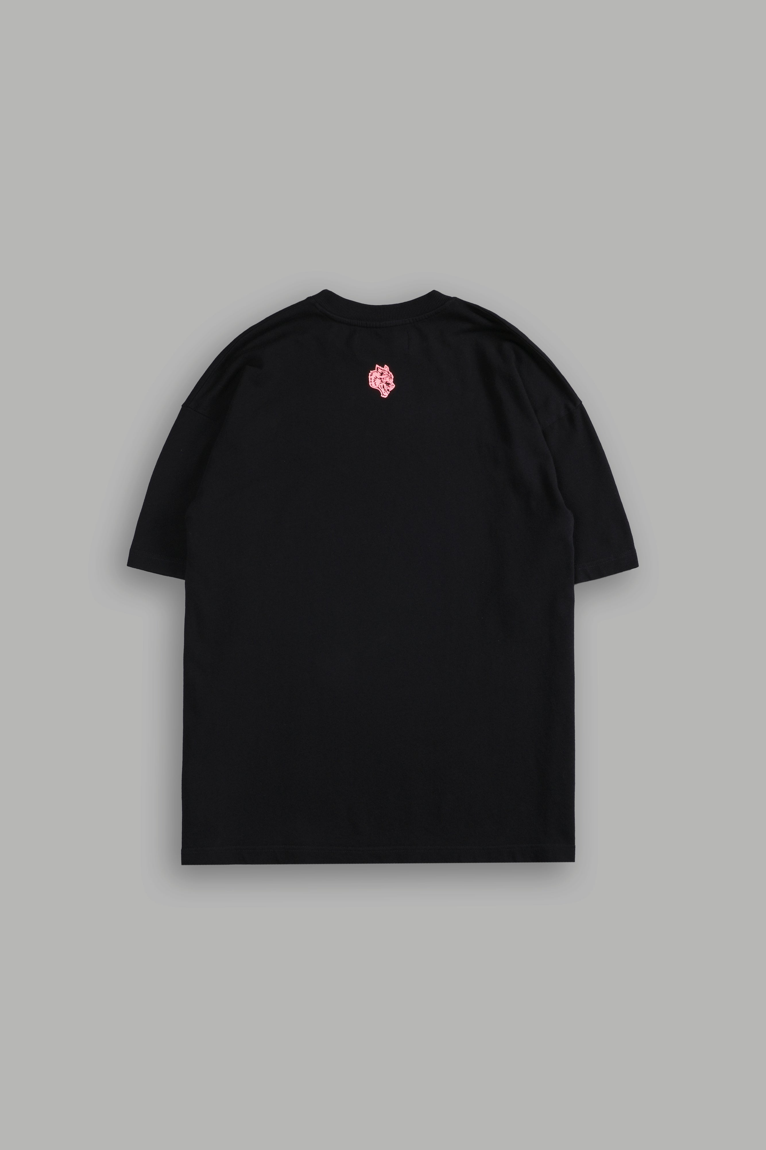 Powerhouse Of The Wolves V2"Premium" Oversized Tee in Black/Neon Pink — imagem 3