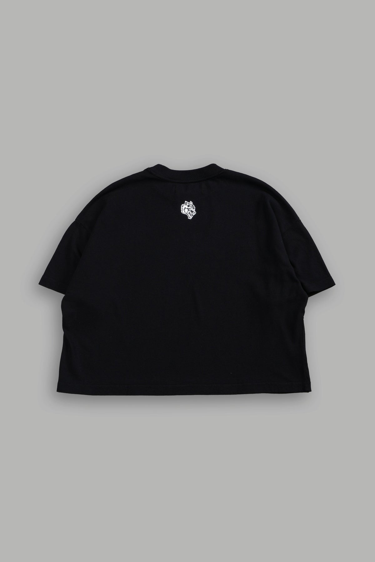 Cherub and the Skull "Premium" (Cropped) Tee in Black - imagem 4