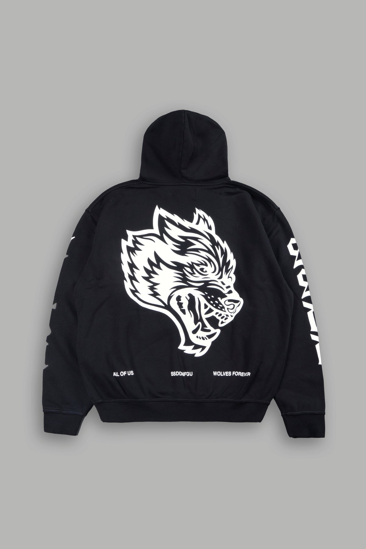 Big Wolf Head Pierce Hoodie In Black - imagem 1