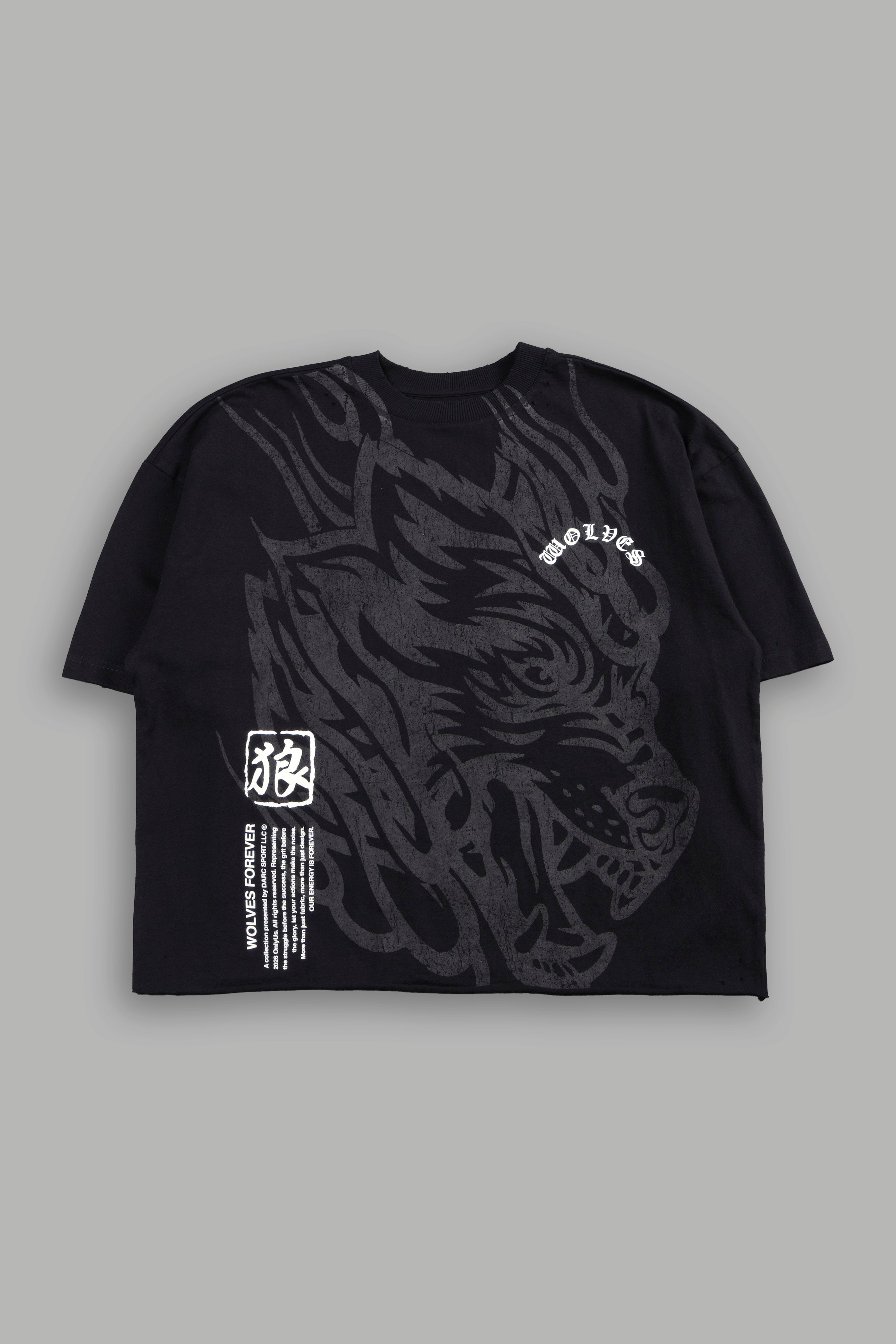 Okami Inferno Distressed Grunge Box Cut Tee V2 in Black — imagem 1