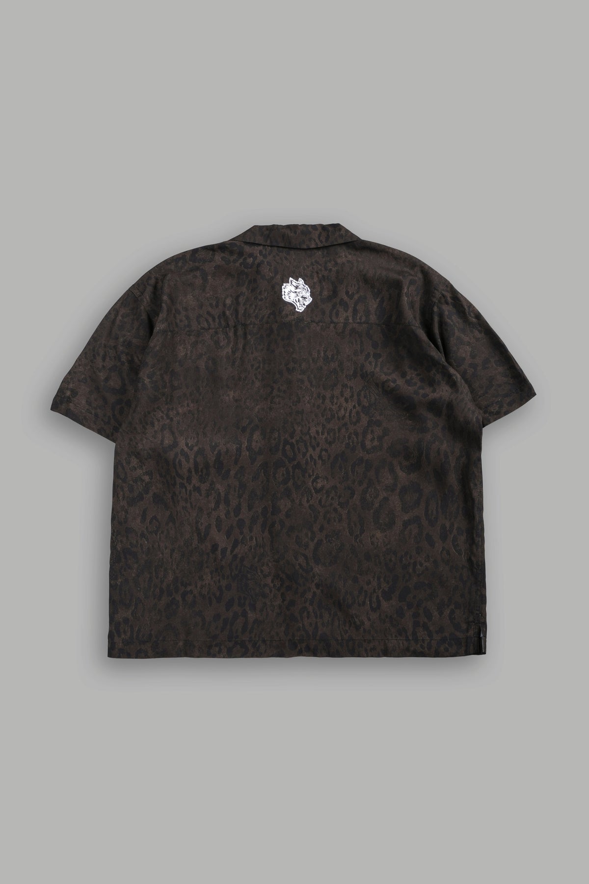 Chopper Romero Mid Length Button Up V2 in Darc Brown Leopard - imagem 2