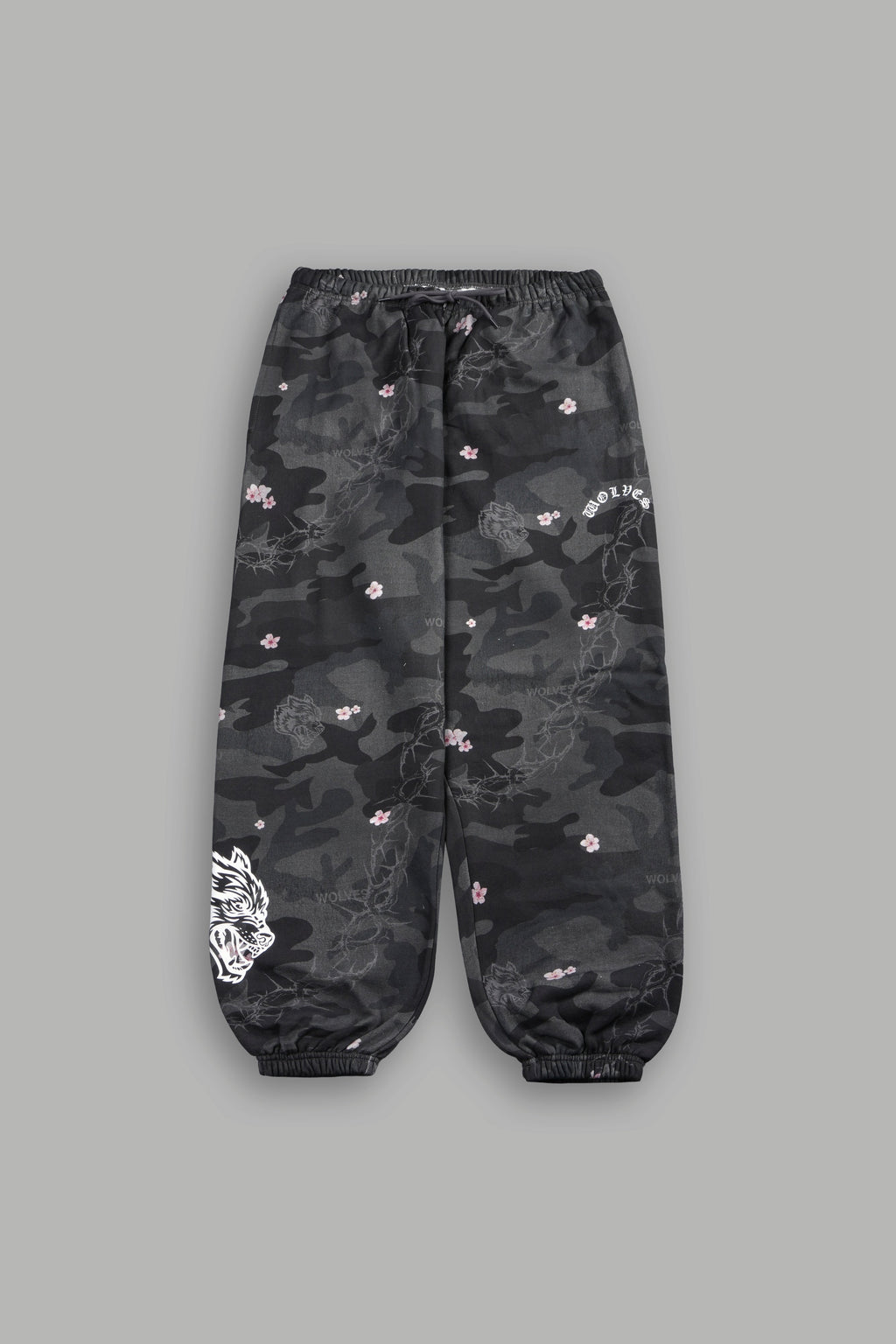 Wolf Chopper Lightweight Lounger Sweat Pants in Warrior In A Garden Black Camo - imagem 1