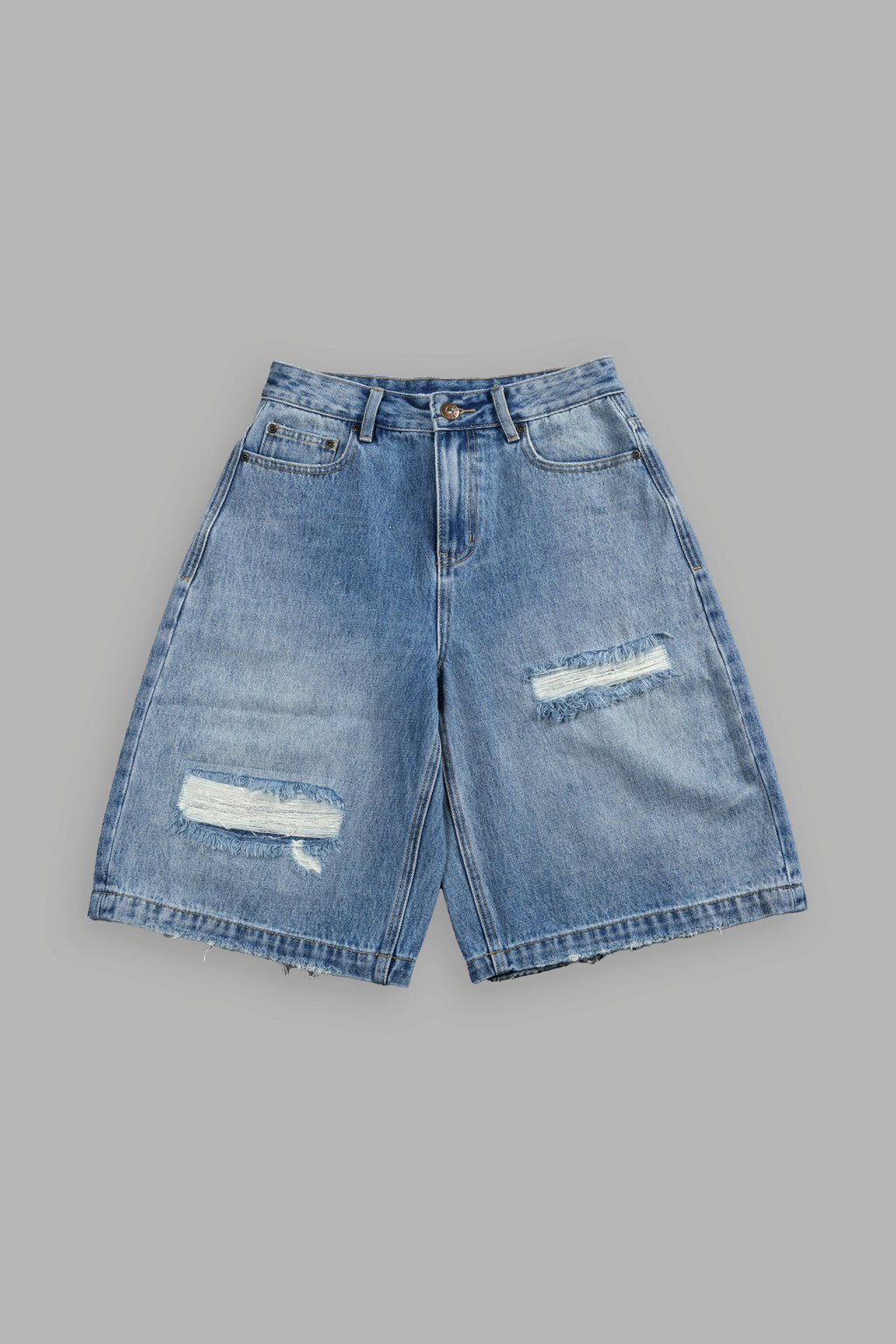 Wolf Chopper Seline Denim Shorts in Light Wash — imagem 2
