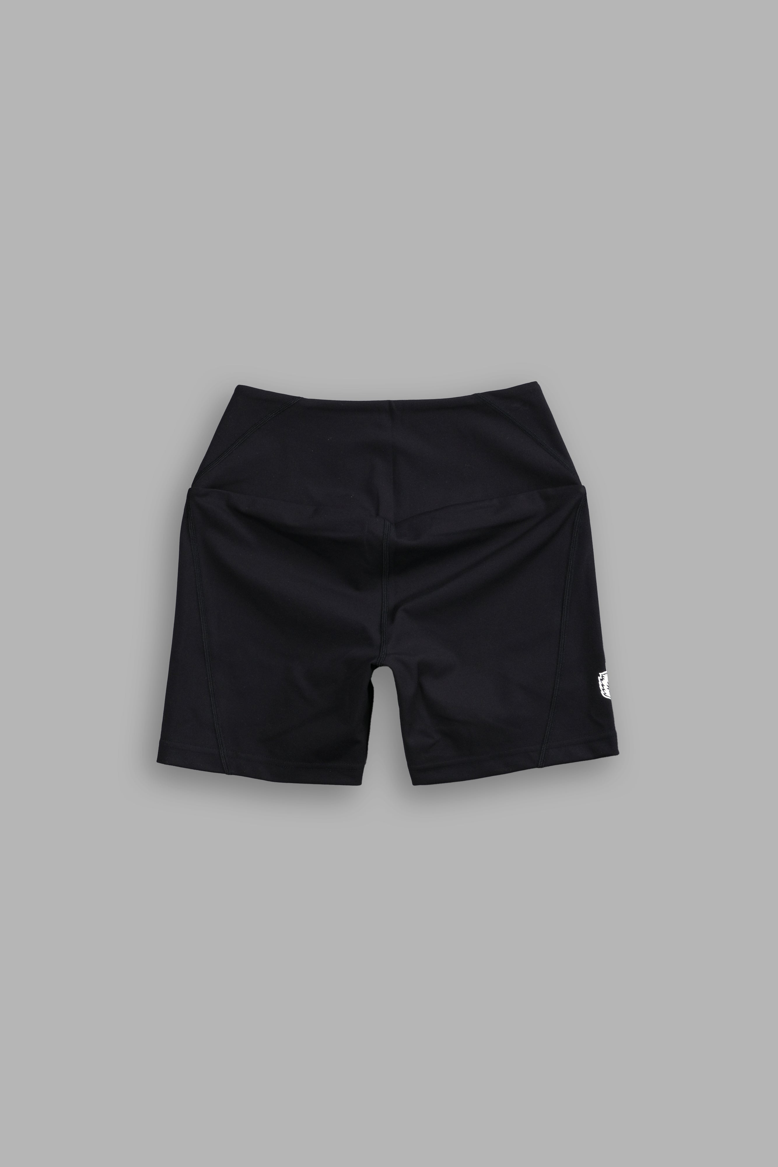 Loyalty "Alexa" Energy Shorts in Black — imagem 4