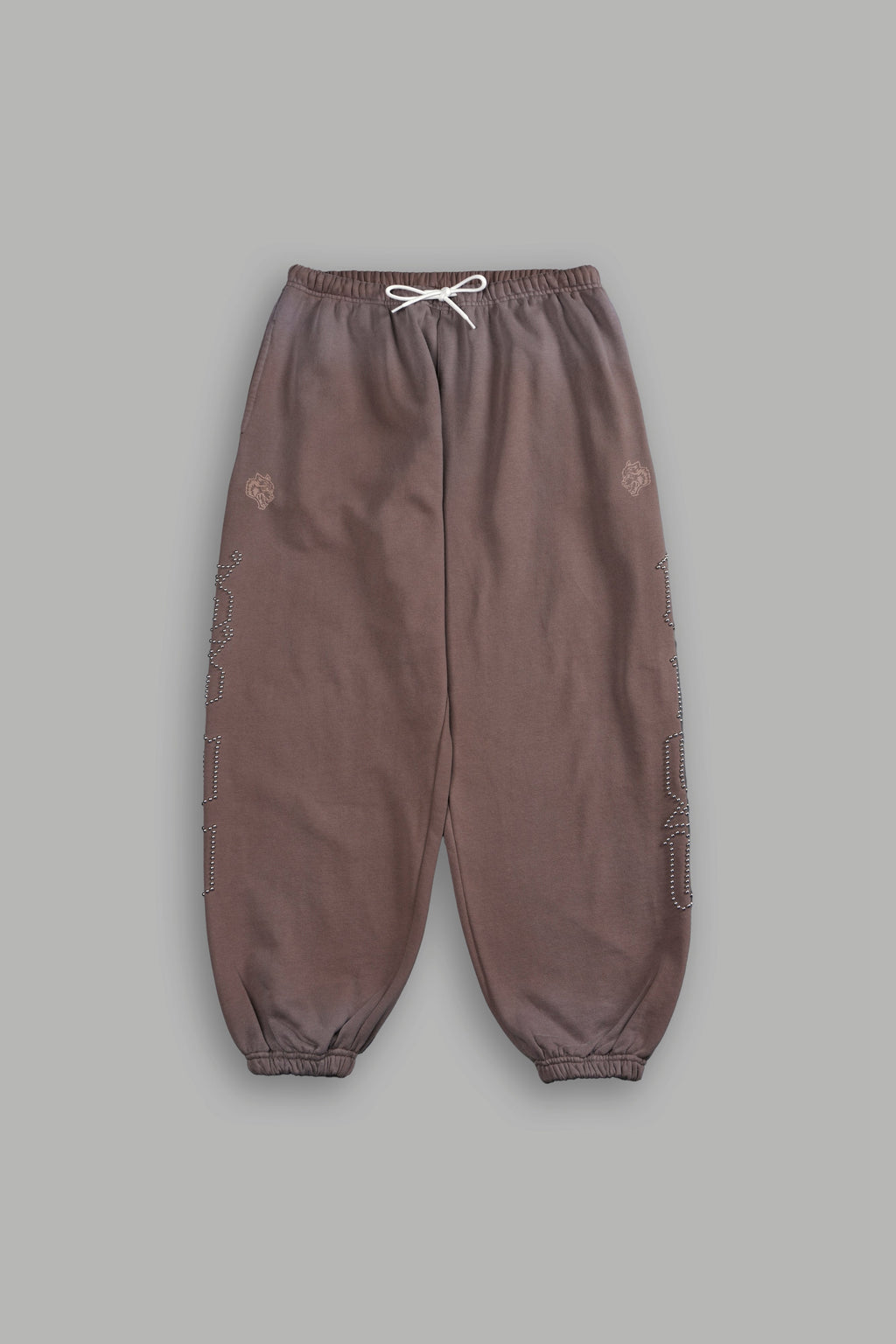 Studded Our Mantra Unisex Lounger Sweat Pants in Mojave Brown Drift Wash — imagem 1