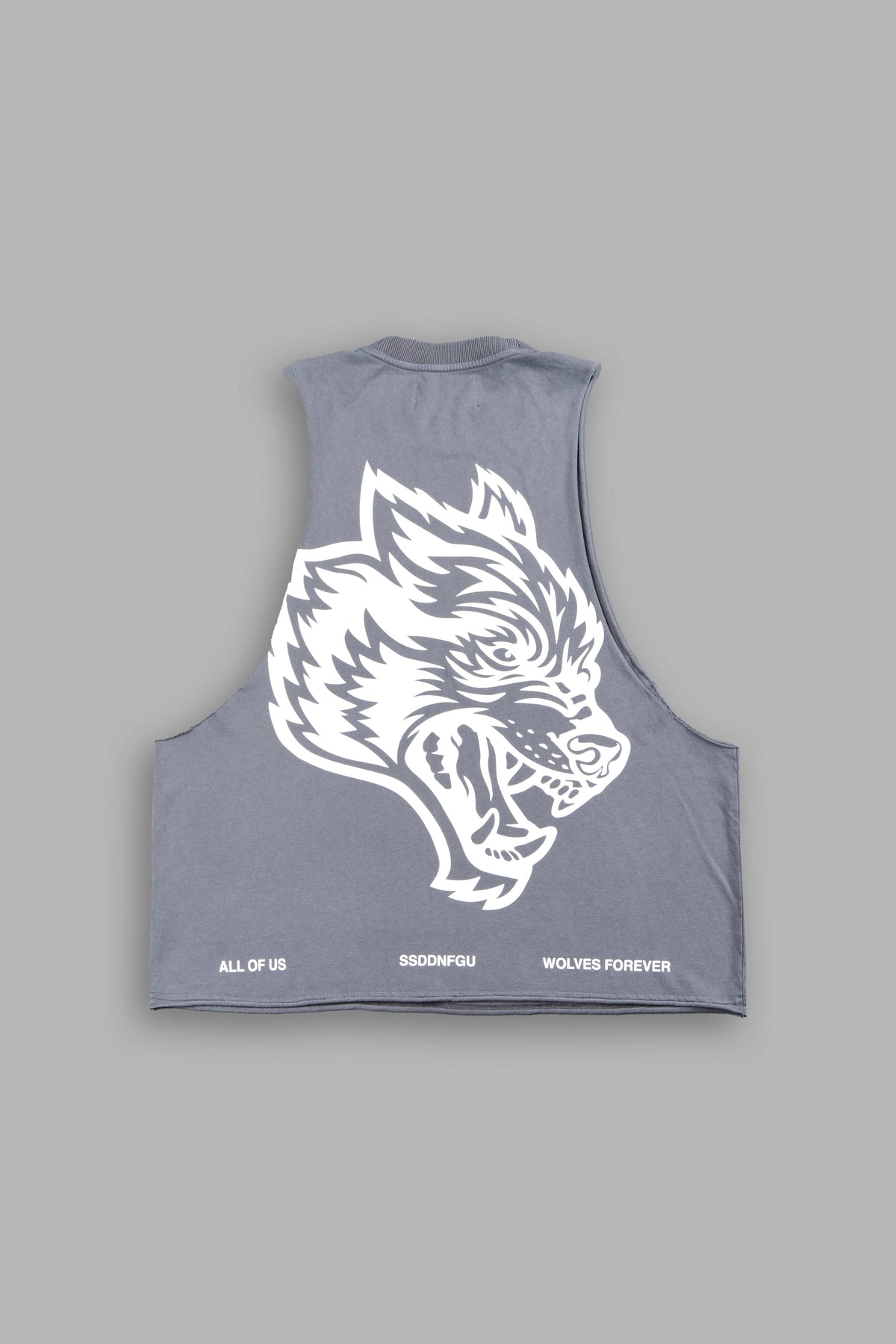Big Wolf Head Grunge Raw Hem Box Cut Tommy Muscle Tee In Slate Gray - imagem 3